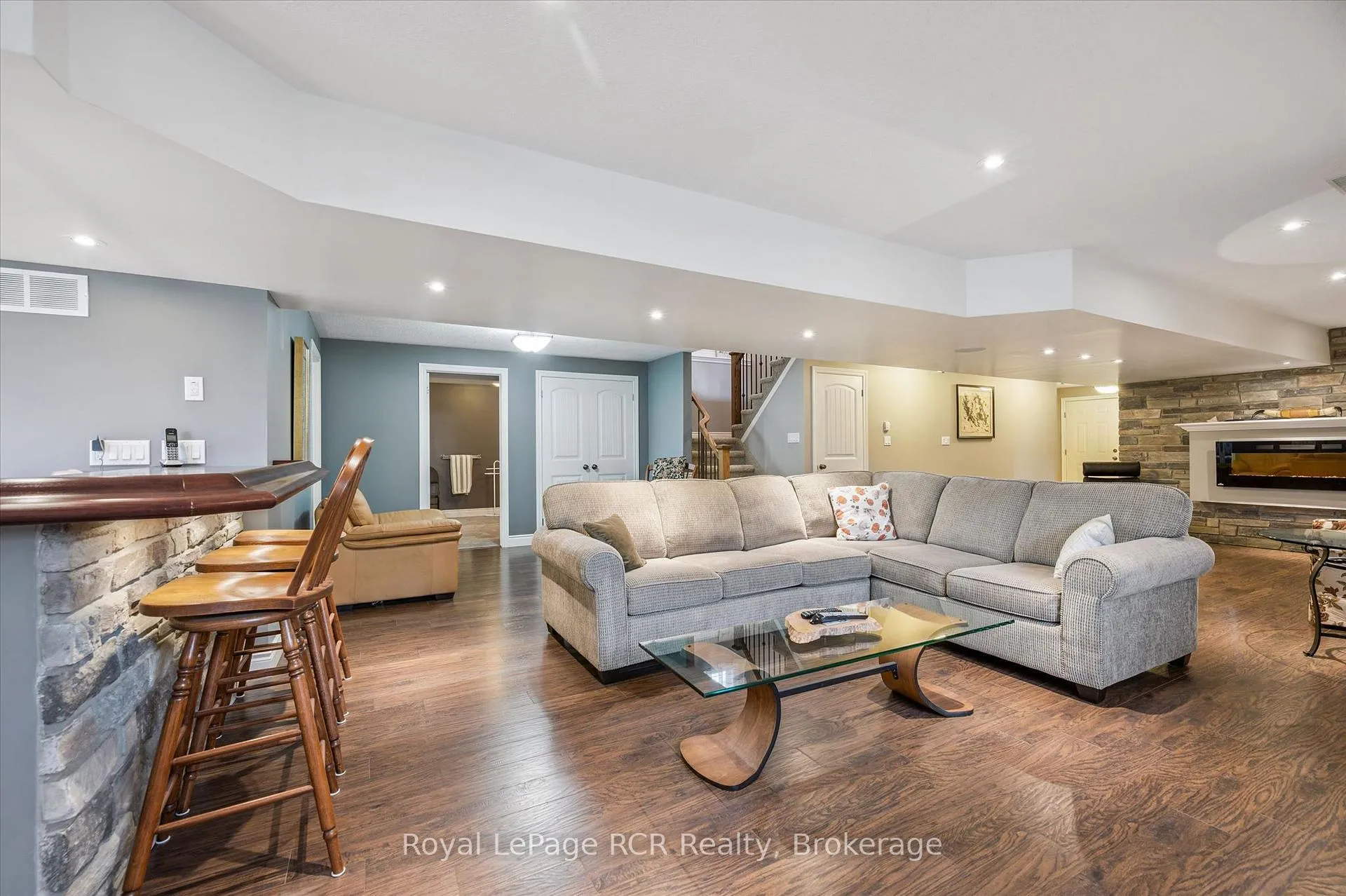 Photo 37 of 104 Harris Crescent, Southgate — HOMEH