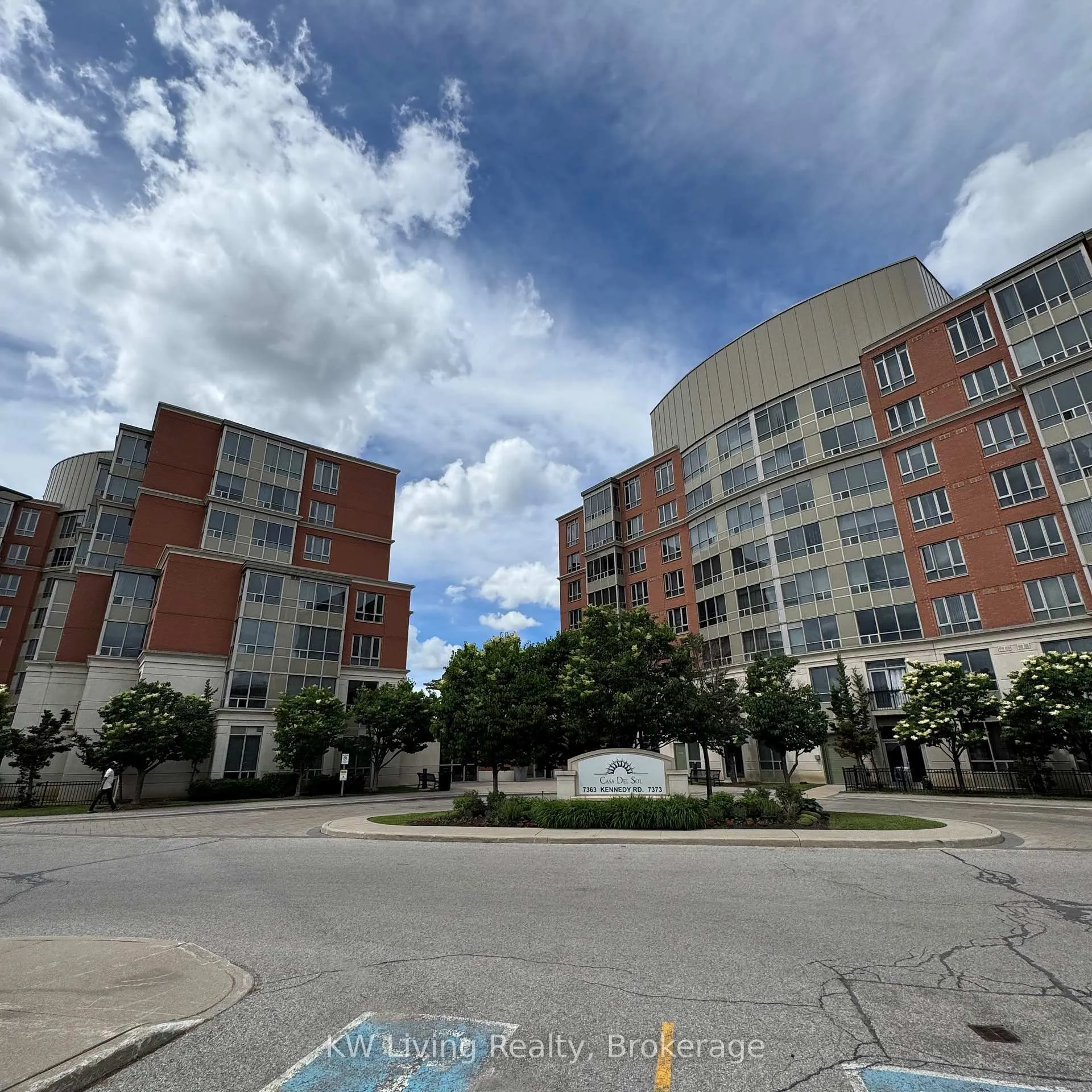 Photo 1 of Unit 710, 7373 Kennedy Road, Markham, Milliken Mills East — HOMEH