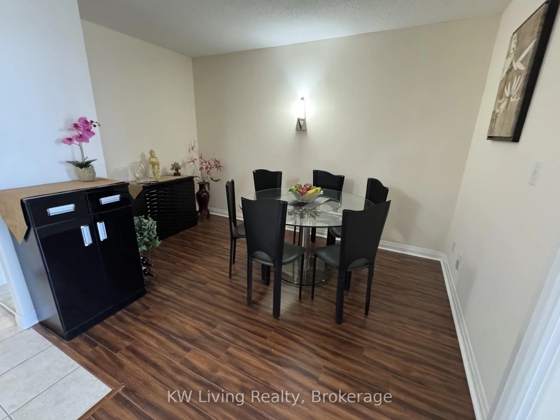 Photo 5 of Unit 710, 7373 Kennedy Road, Markham, Milliken Mills East — HOMEH