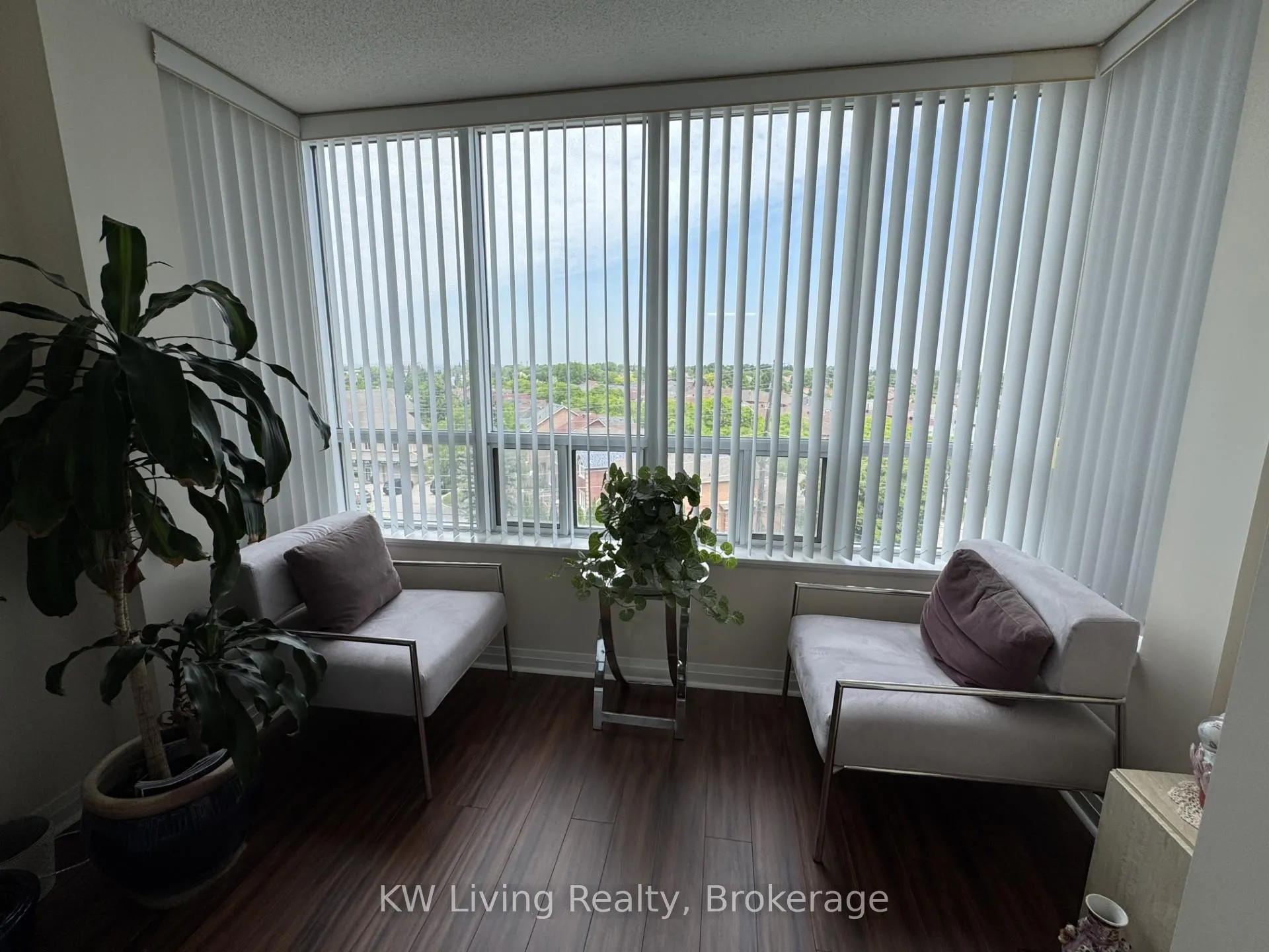 Photo 7 of Unit 710, 7373 Kennedy Road, Markham, Milliken Mills East — HOMEH