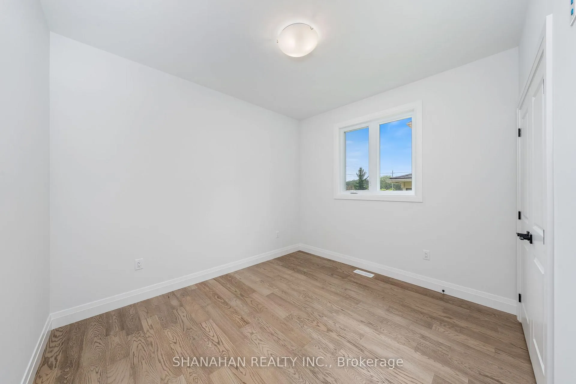 Photo 4 of 397 Victoria Street, Warwick, Watford — HOMEH