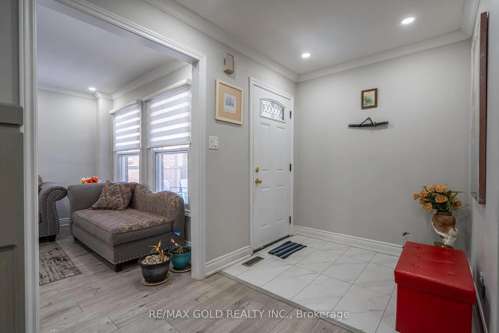 Photo 3 of 103 Lord Simcoe Drive, Brampton, Westgate — HOMEH