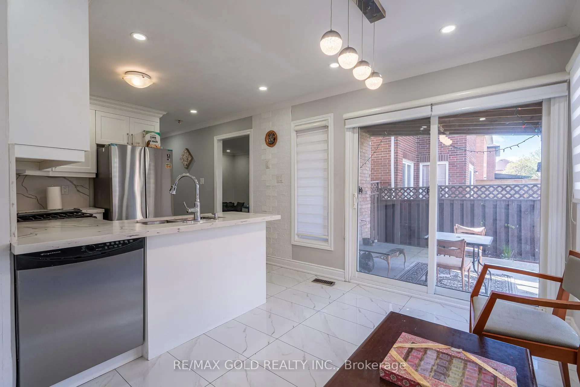 Photo 13 of 103 Lord Simcoe Drive, Brampton, Westgate — HOMEH