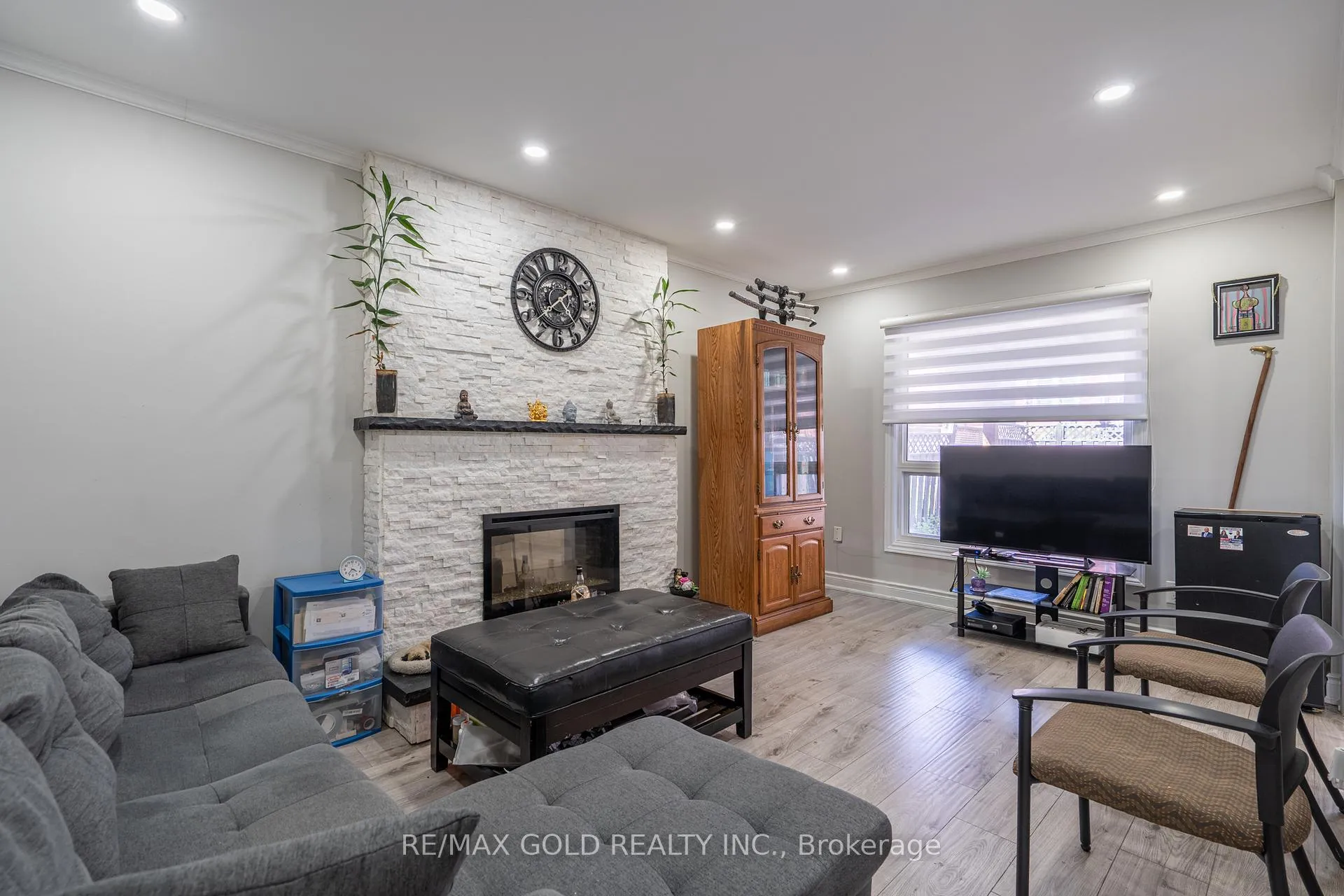 Photo 16 of 103 Lord Simcoe Drive, Brampton, Westgate — HOMEH