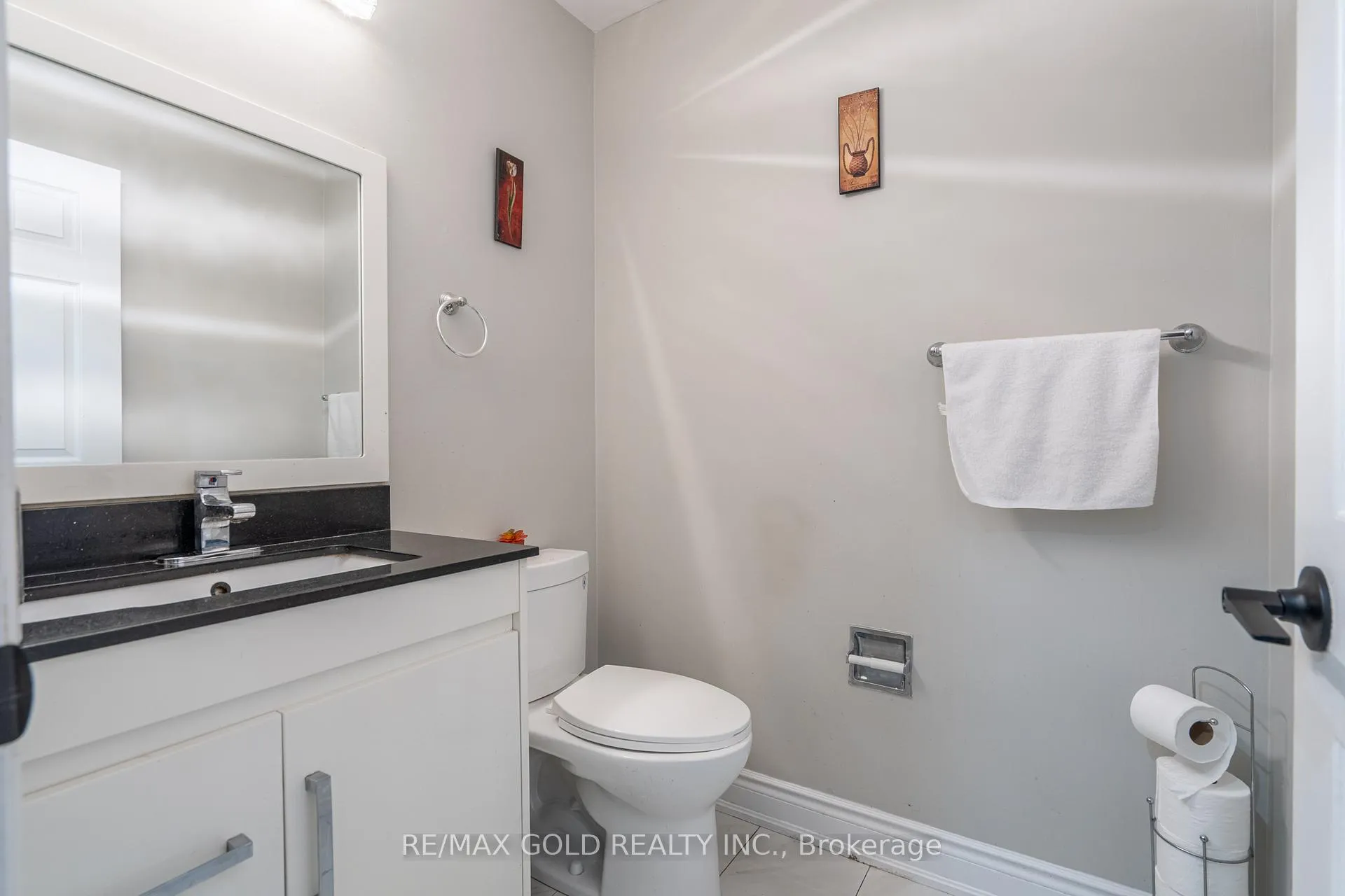 Photo 17 of 103 Lord Simcoe Drive, Brampton, Westgate — HOMEH