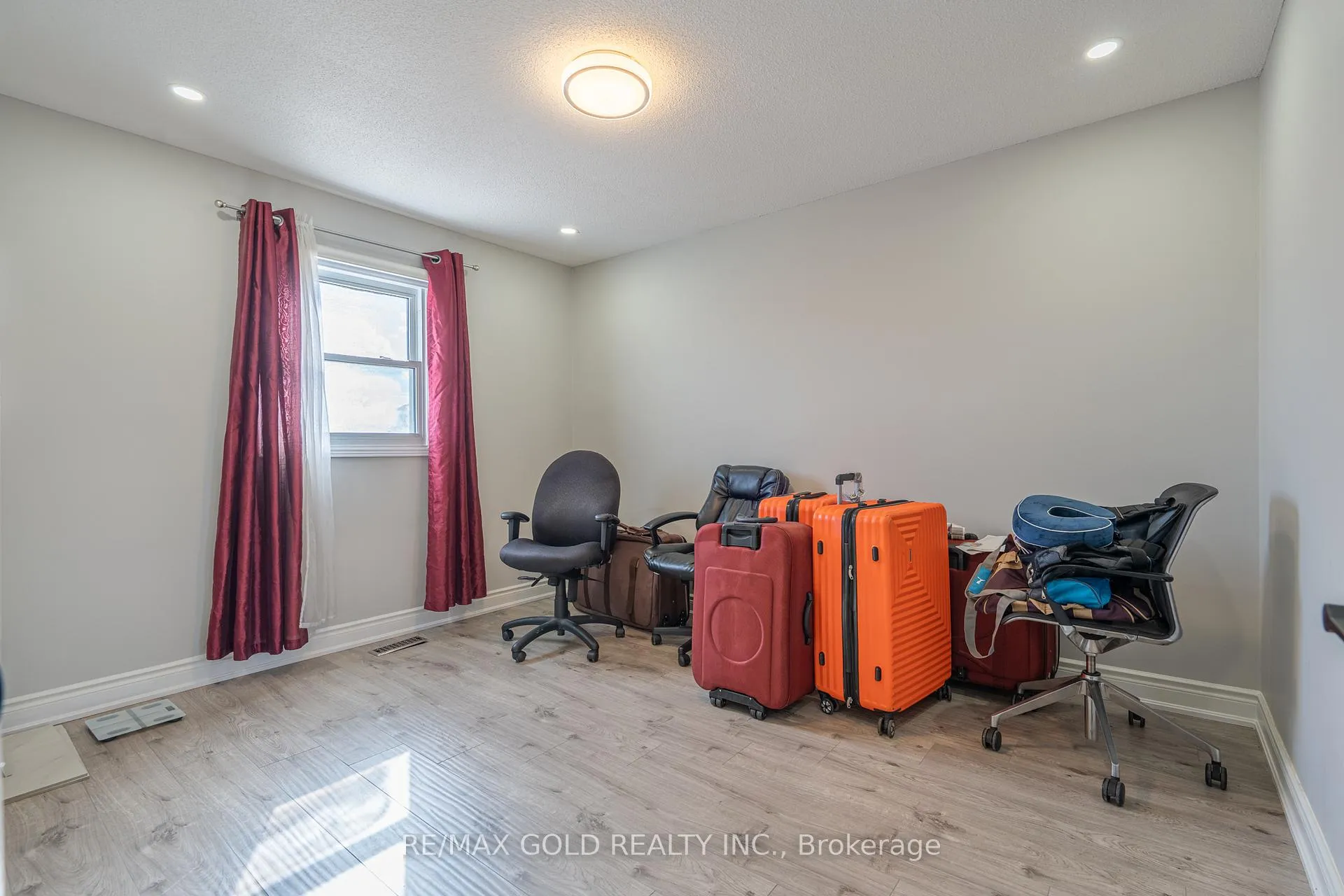 Photo 29 of 103 Lord Simcoe Drive, Brampton, Westgate — HOMEH
