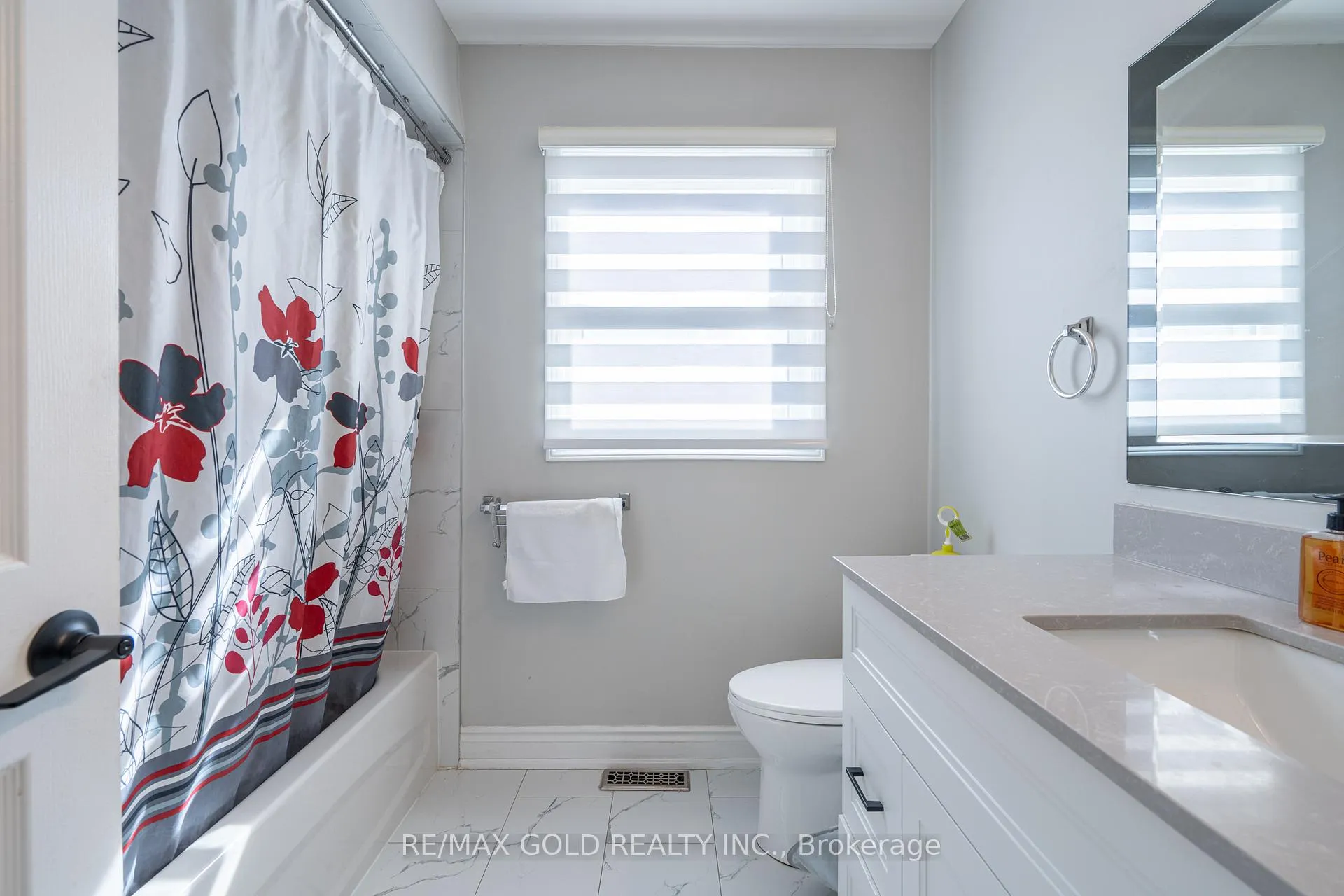 Photo 31 of 103 Lord Simcoe Drive, Brampton, Westgate — HOMEH