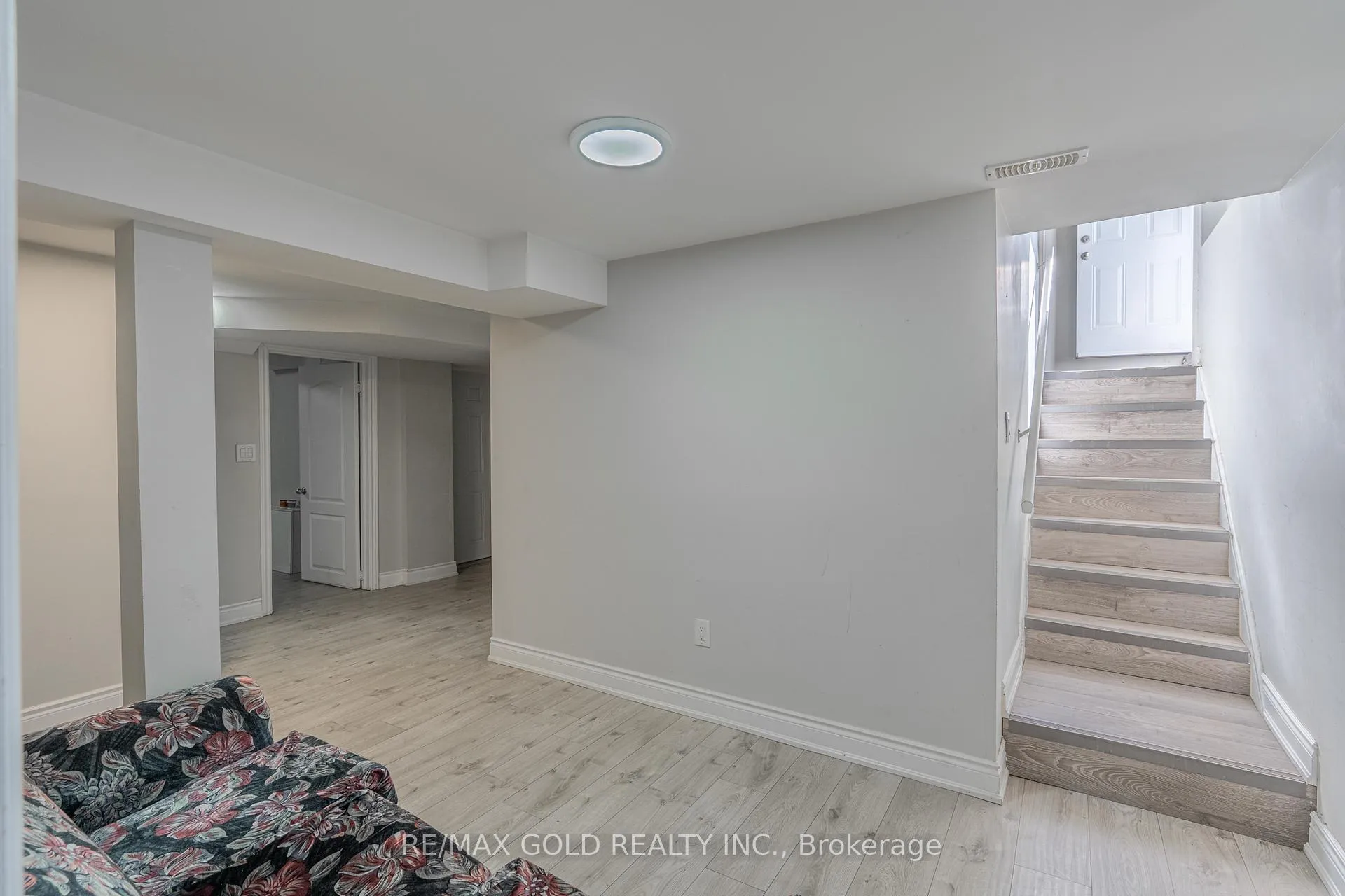 Photo 41 of 103 Lord Simcoe Drive, Brampton, Westgate — HOMEH