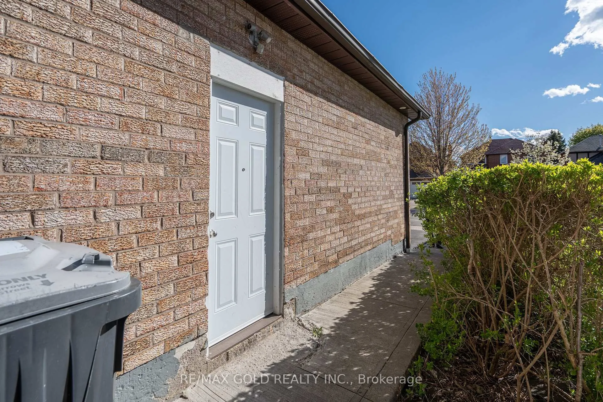 Photo 43 of 103 Lord Simcoe Drive, Brampton, Westgate — HOMEH