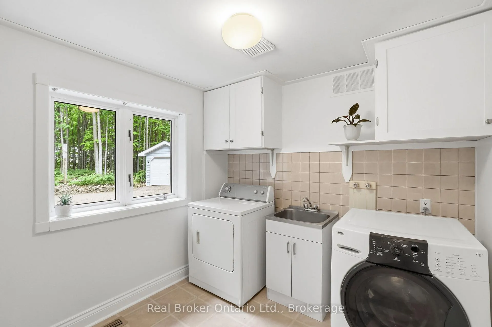 Photo 16 of 805500 25 Side Road, Grey Highlands — HOMEH