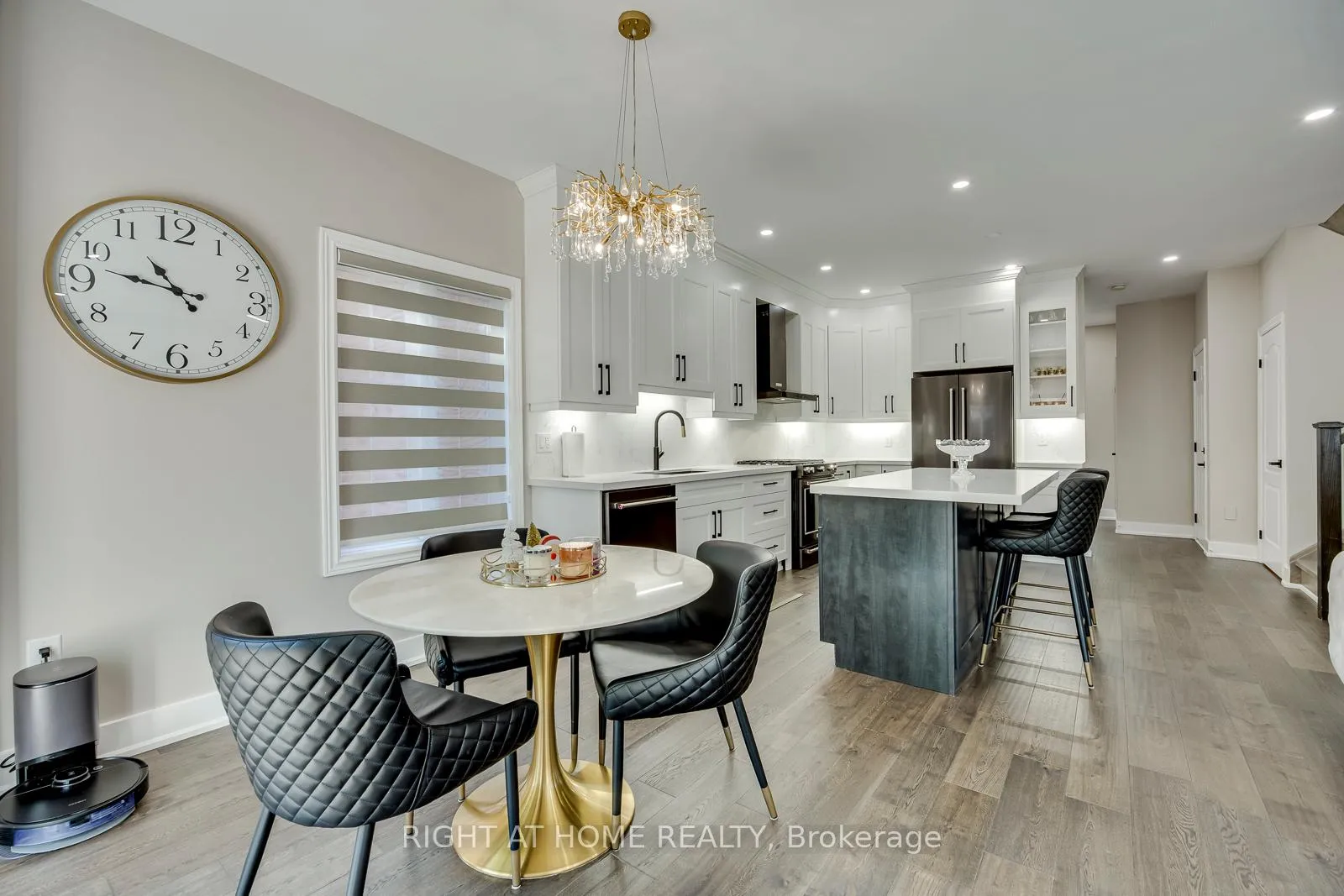 Photo 22 of 1451 Tobyn Drive, Burlington, Tansley — HOMEH