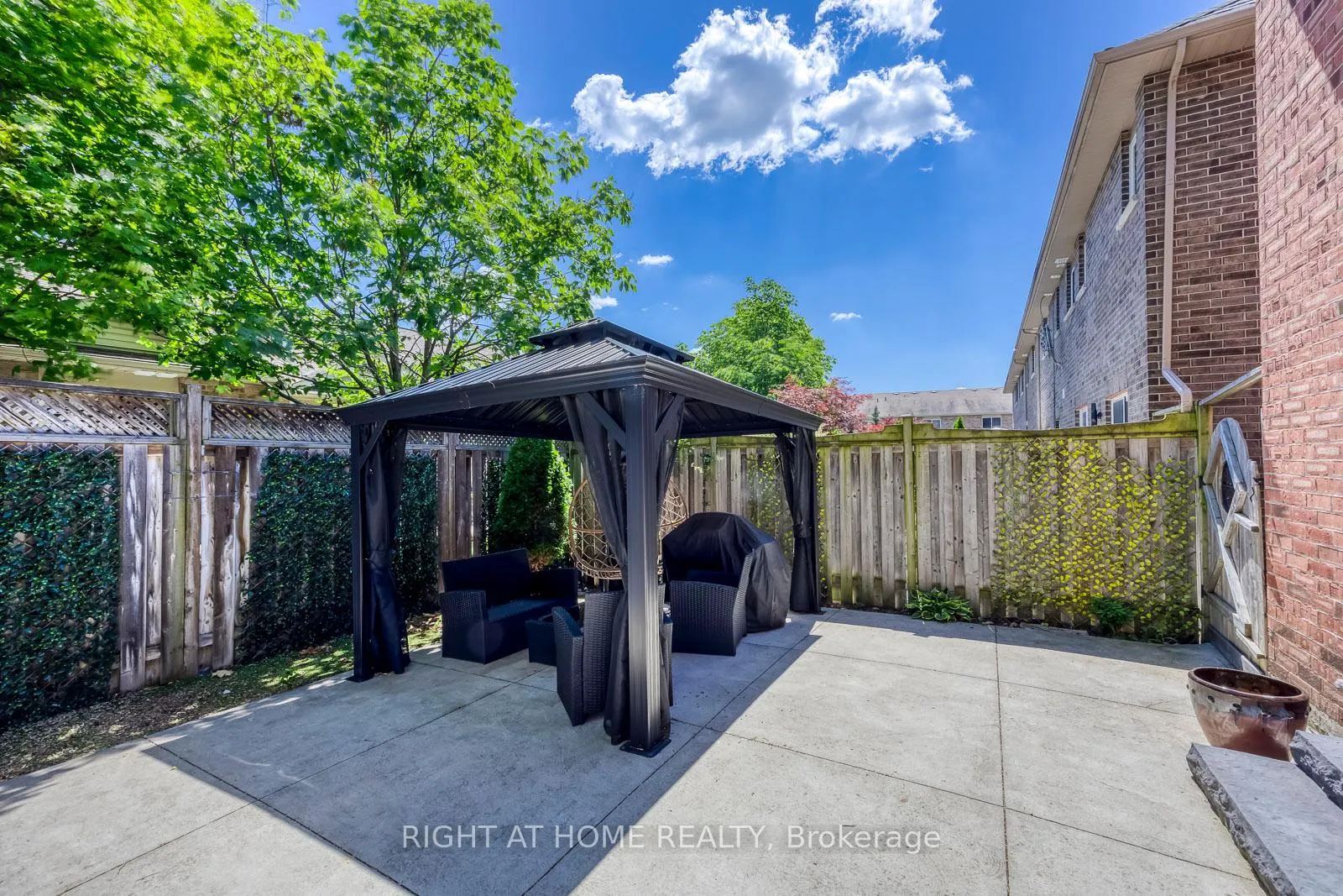 Photo 50 of 1451 Tobyn Drive, Burlington, Tansley — HOMEH