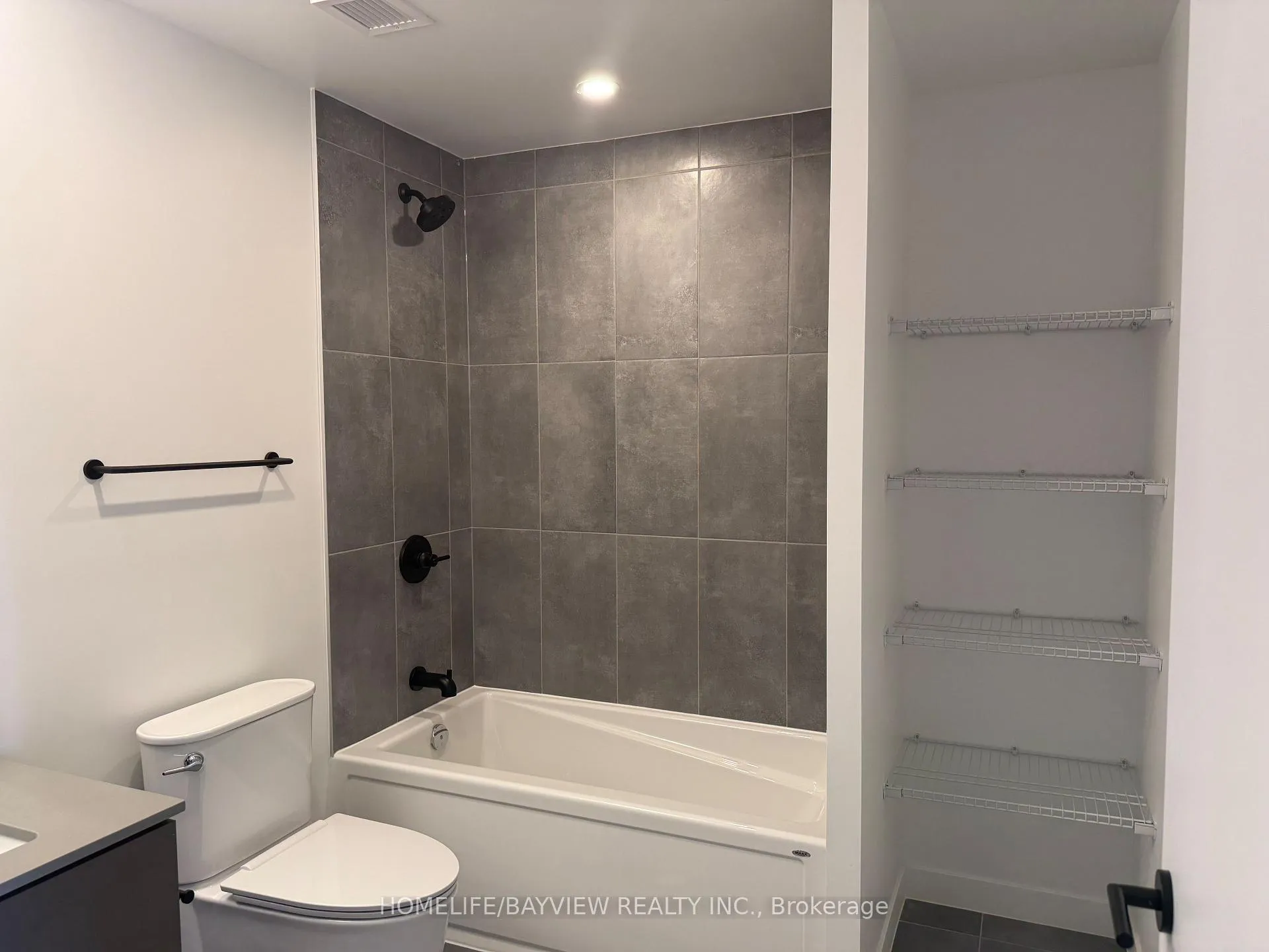 Photo 7 of Unit C1406, 4878 Powers Common Drive, Burlington, Appleby — HOMEH