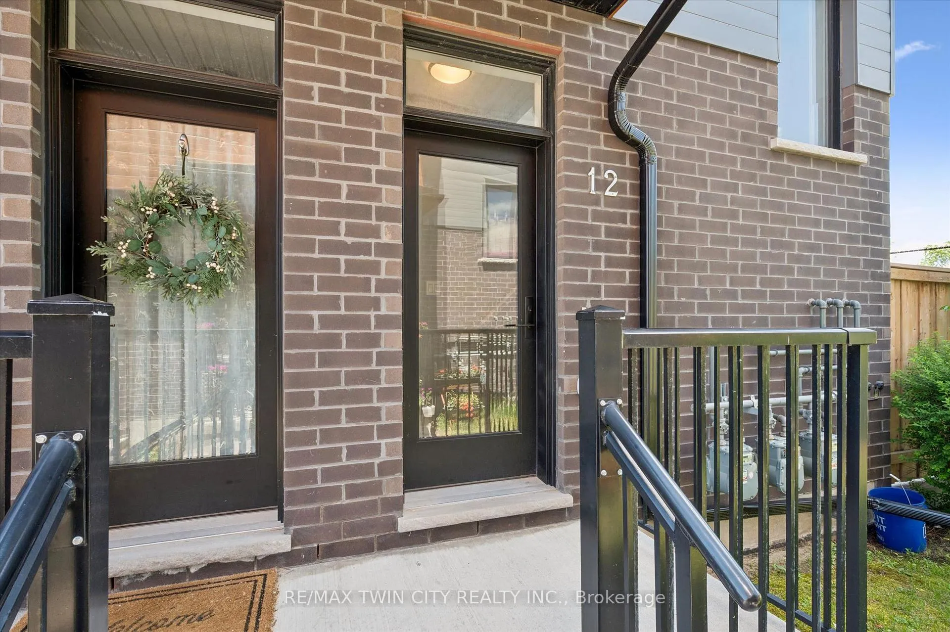 Photo 5 of Unit 12, 54 Bridge Street W, Kitchener, University Downs — HOMEH