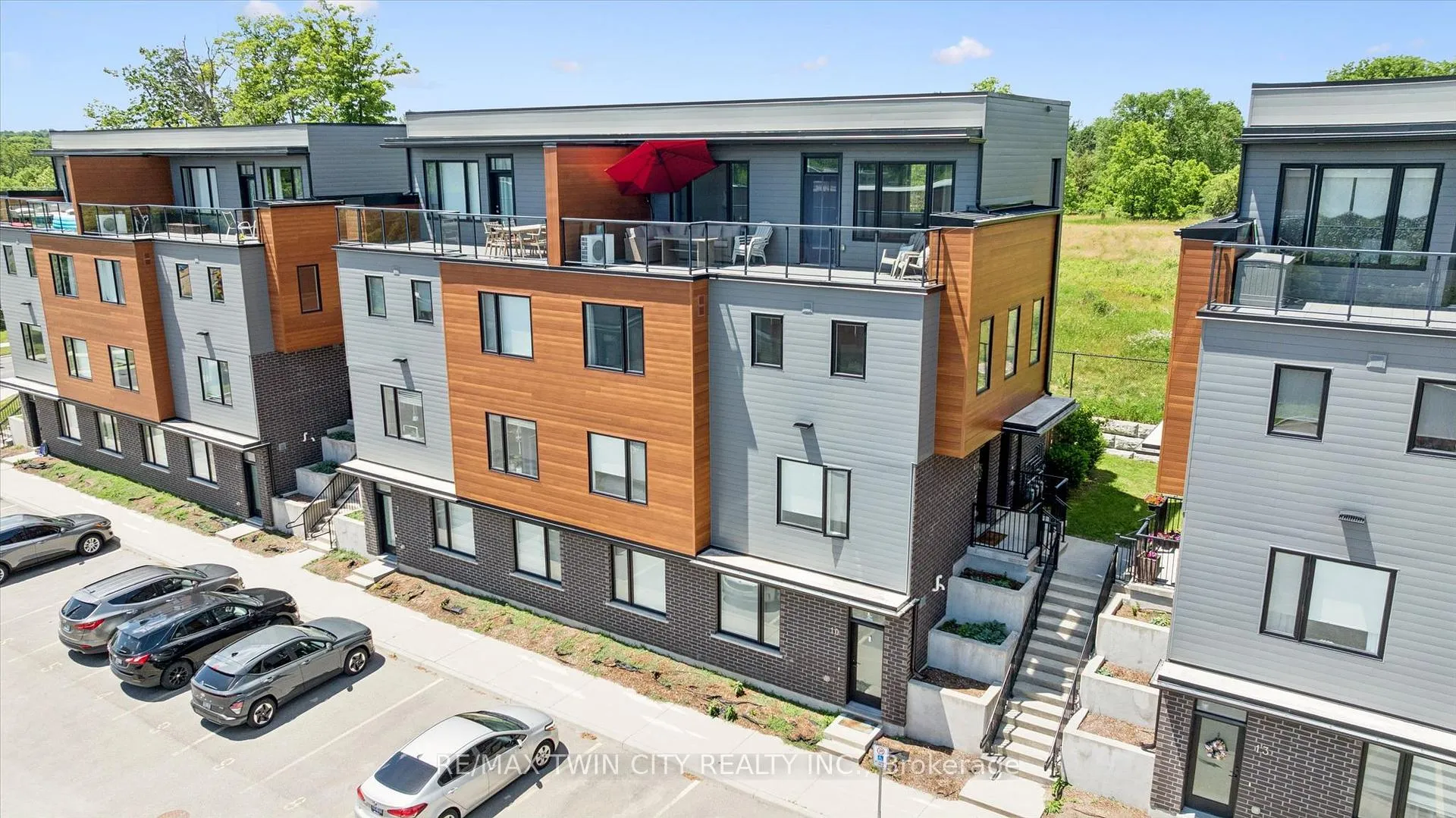 Photo 27 of Unit 12, 54 Bridge Street W, Kitchener, University Downs — HOMEH