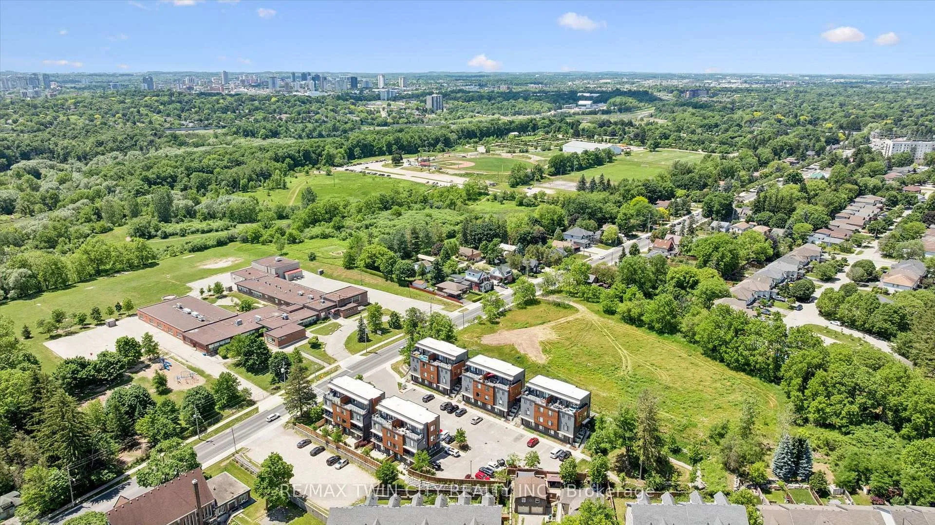 Photo 29 of Unit 12, 54 Bridge Street W, Kitchener, University Downs — HOMEH