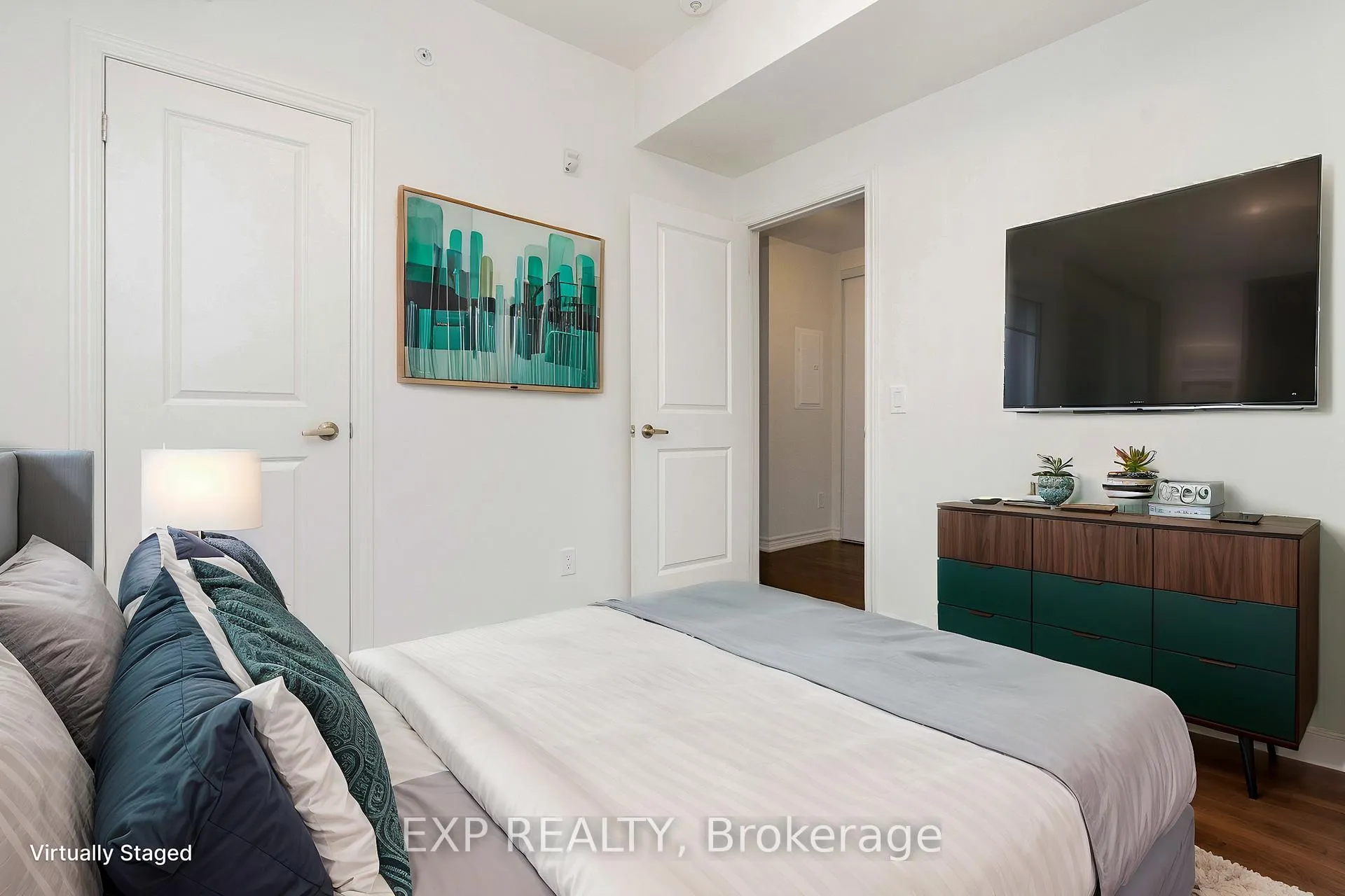 Photo 11 of Unit 308, 17 Spooner Crescent, Collingwood — HOMEH