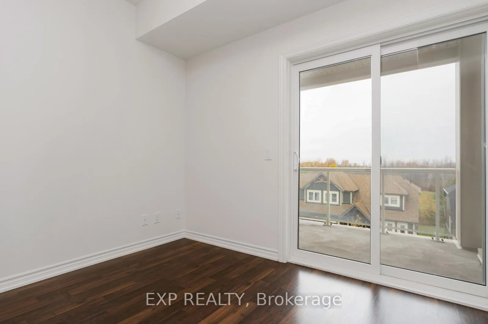 Photo 14 of Unit 308, 17 Spooner Crescent, Collingwood — HOMEH