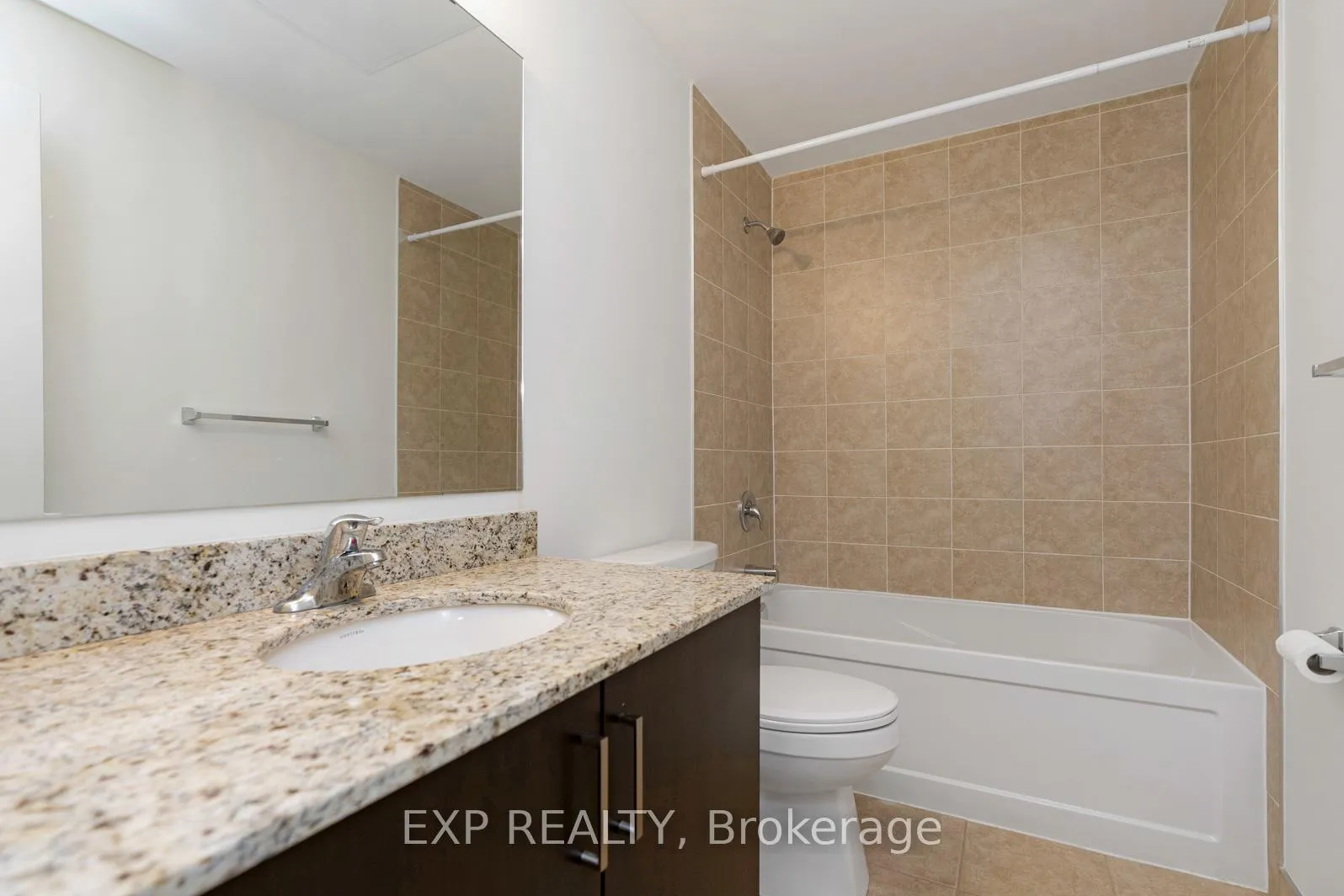 Photo 22 of Unit 308, 17 Spooner Crescent, Collingwood — HOMEH