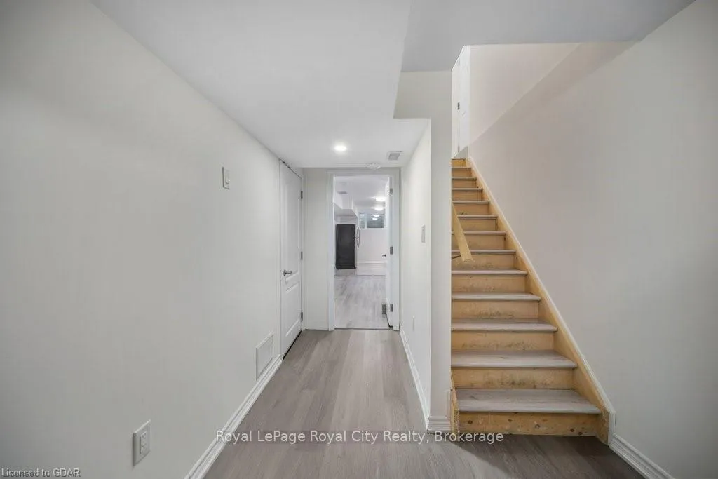 Photo 3 of Unit LOWER, 78 Couling Crescent, Guelph, Grange Road — HOMEH