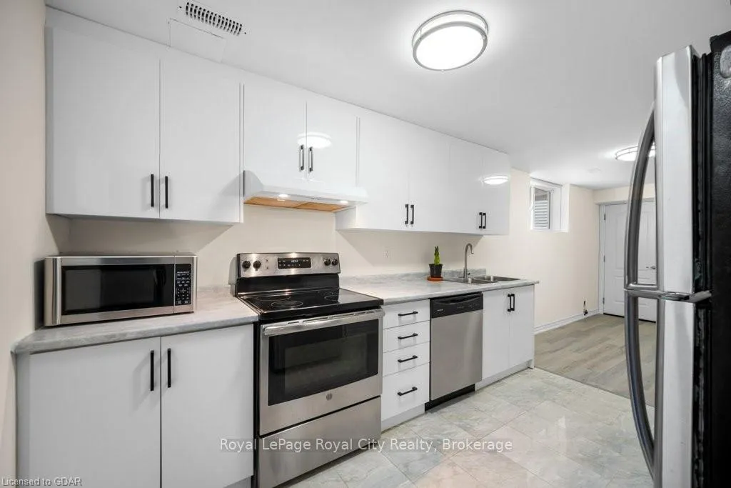 Photo 4 of Unit LOWER, 78 Couling Crescent, Guelph, Grange Road — HOMEH
