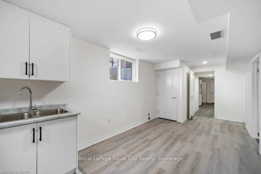 Photo 5 of Unit LOWER, 78 Couling Crescent, Guelph, Grange Road — HOMEH