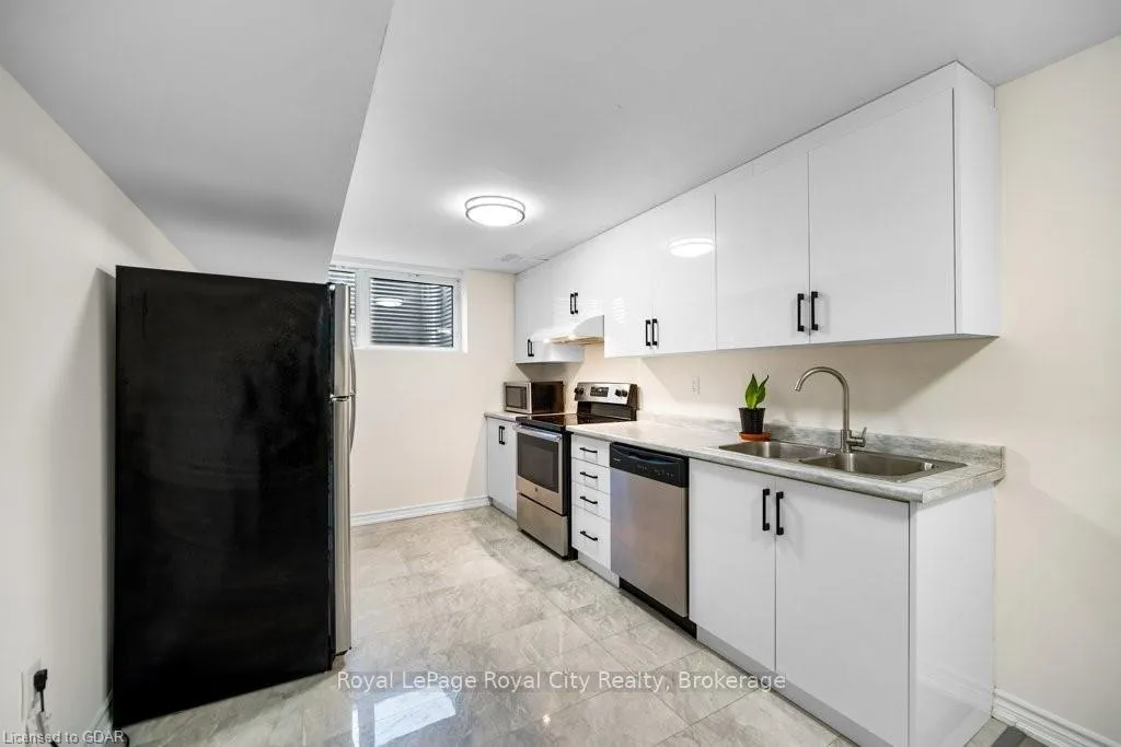 Photo 6 of Unit LOWER, 78 Couling Crescent, Guelph, Grange Road — HOMEH