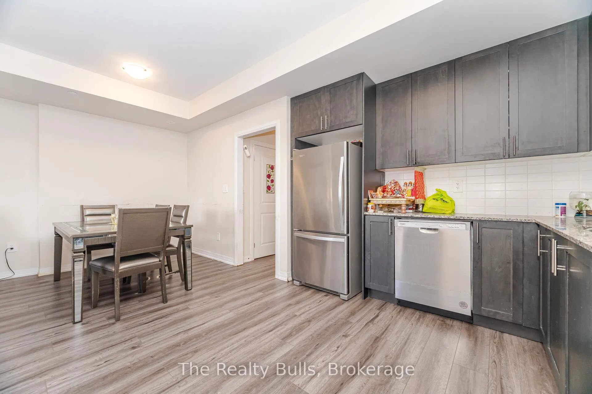 Photo 21 of Unit 119, 1589 Rose Way, Milton, Cobban — HOMEH