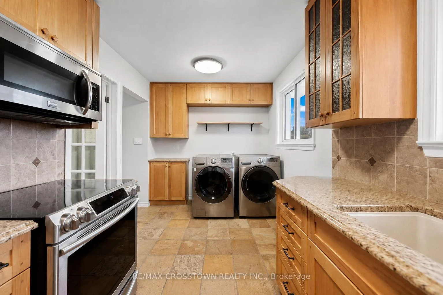 Photo 4 of 29 Baker Crescent, Barrie, Cundles East — HOMEH