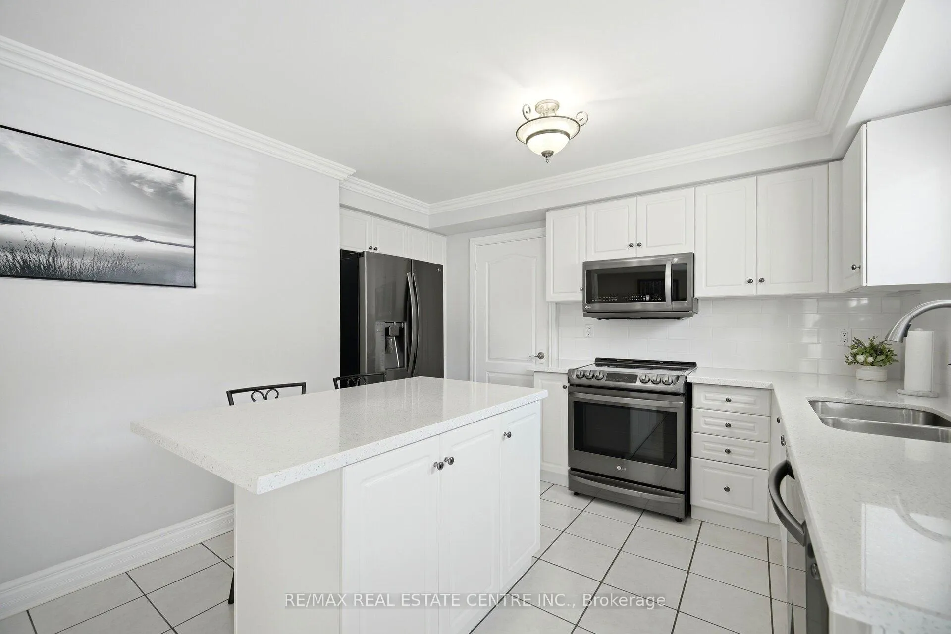 Photo 18 of 18 grasshopper Way, Brampton, Sandringham-Wellington — HOMEH