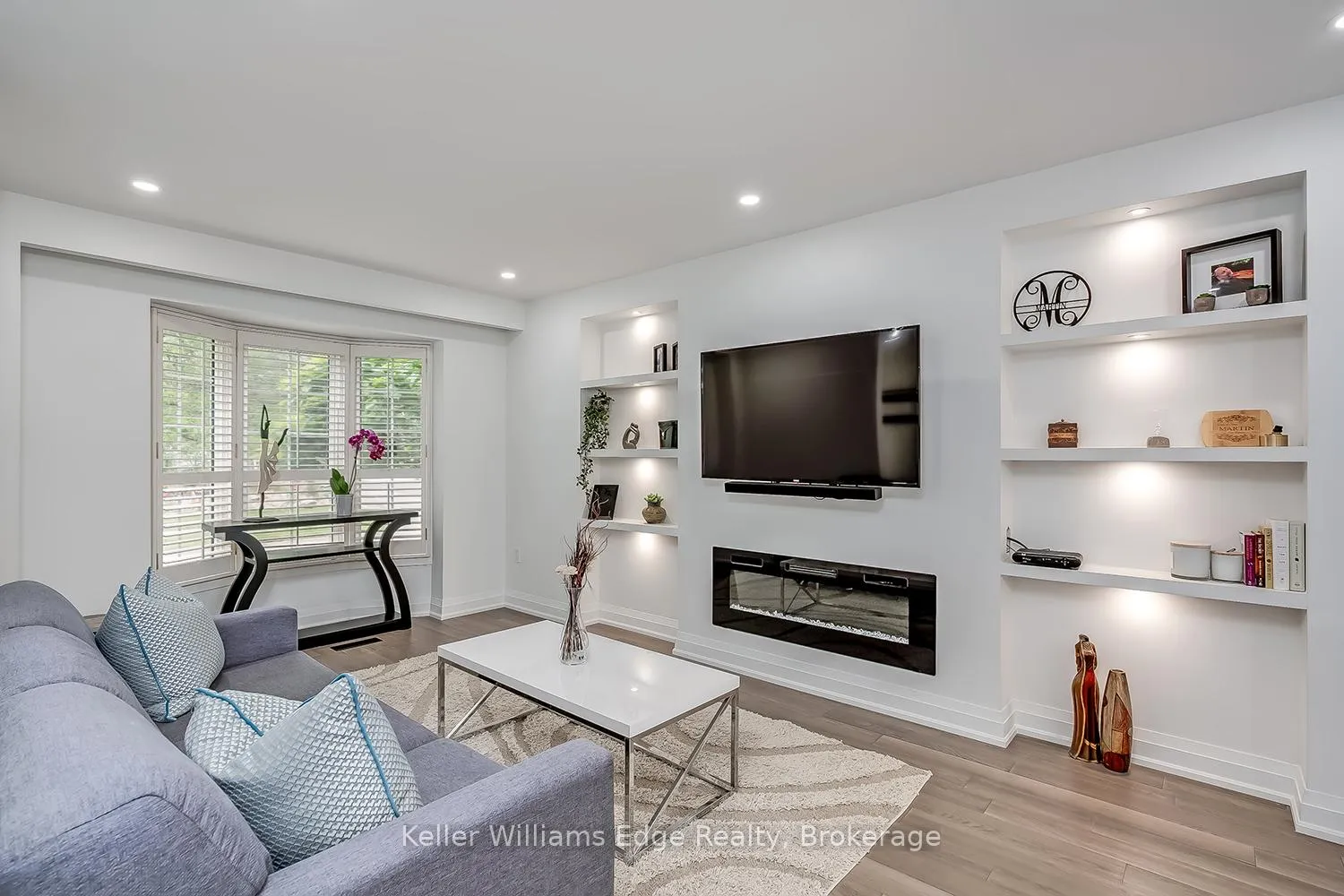 Photo 7 of Unit 32, 3049 Glencrest Road, Burlington, Roseland — HOMEH