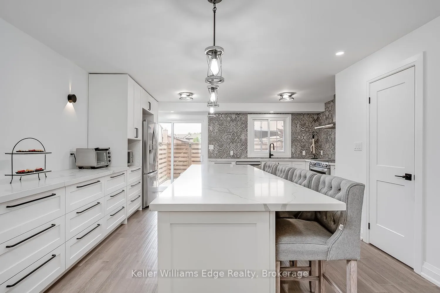 Photo 14 of Unit 32, 3049 Glencrest Road, Burlington, Roseland — HOMEH