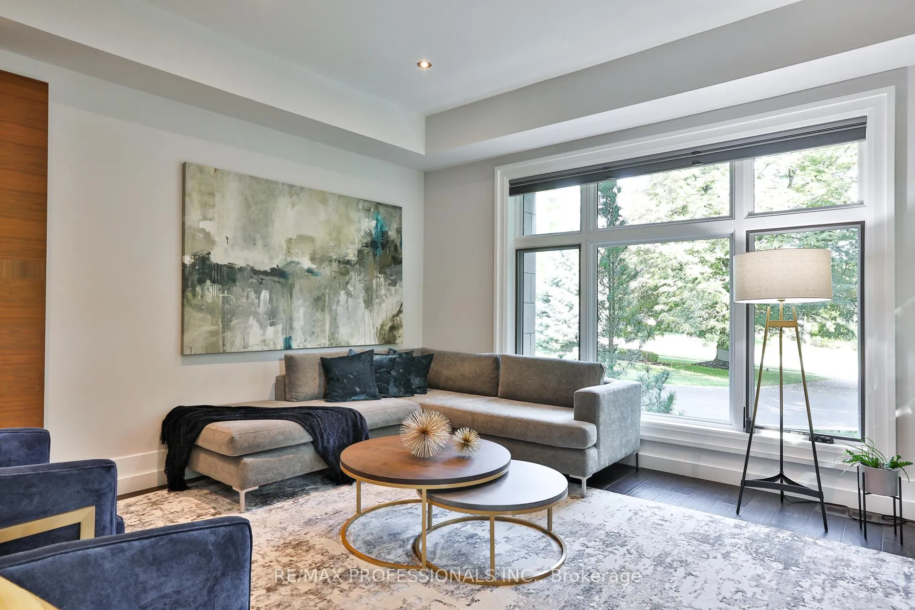 Photo 5 of 262 Maple Grove Drive, Oakville, Morrison — HOMEH