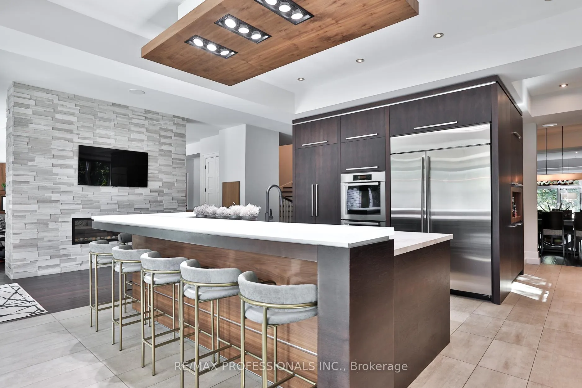 Photo 11 of 262 Maple Grove Drive, Oakville, Morrison — HOMEH