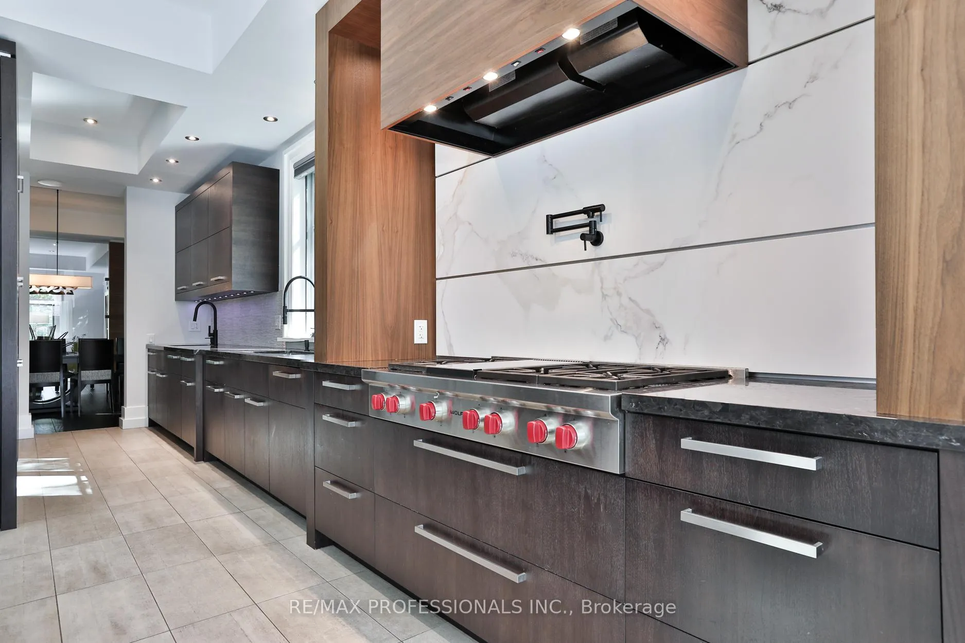 Photo 12 of 262 Maple Grove Drive, Oakville, Morrison — HOMEH