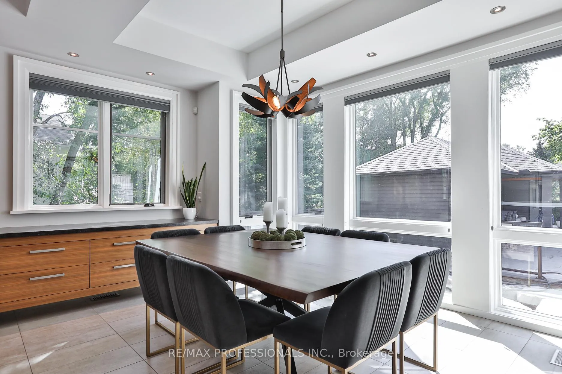 Photo 15 of 262 Maple Grove Drive, Oakville, Morrison — HOMEH