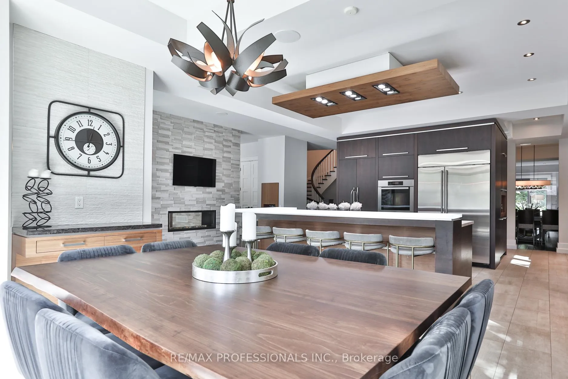 Photo 16 of 262 Maple Grove Drive, Oakville, Morrison — HOMEH