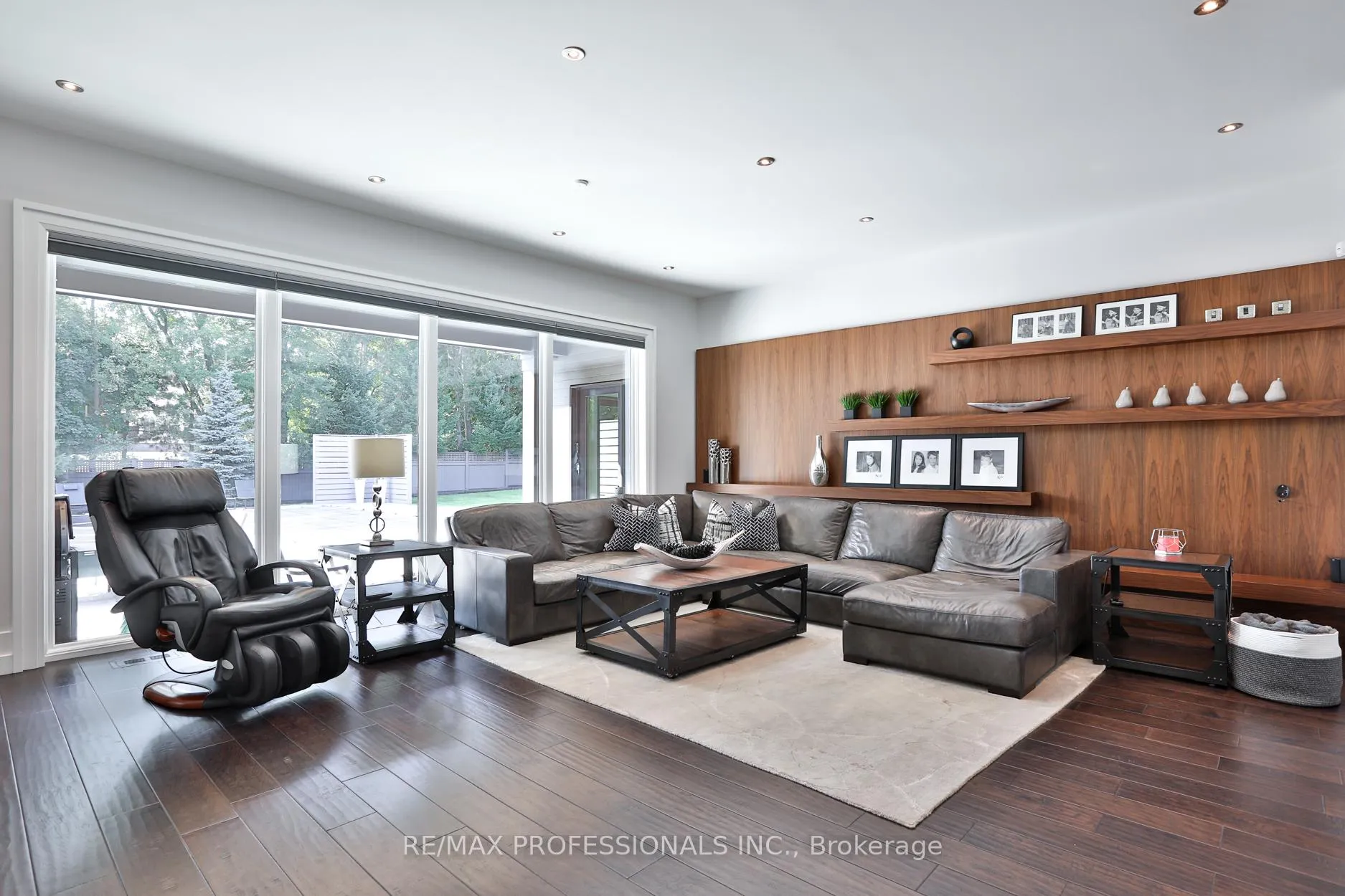 Photo 17 of 262 Maple Grove Drive, Oakville, Morrison — HOMEH