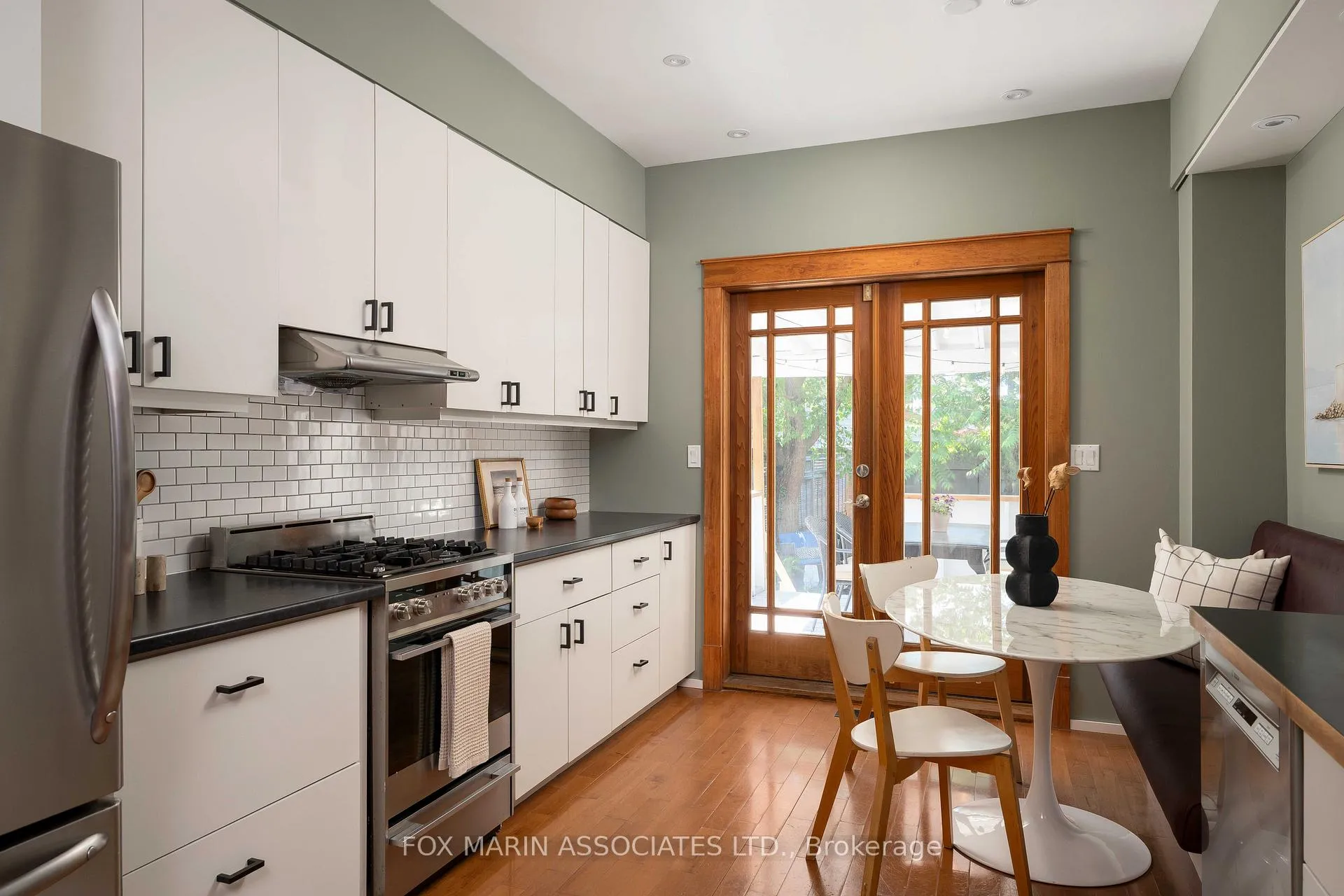 Photo 17 of 276 Perth Avenue, Toronto, Dovercourt-Wallace Emerson-Junction — HOMEH