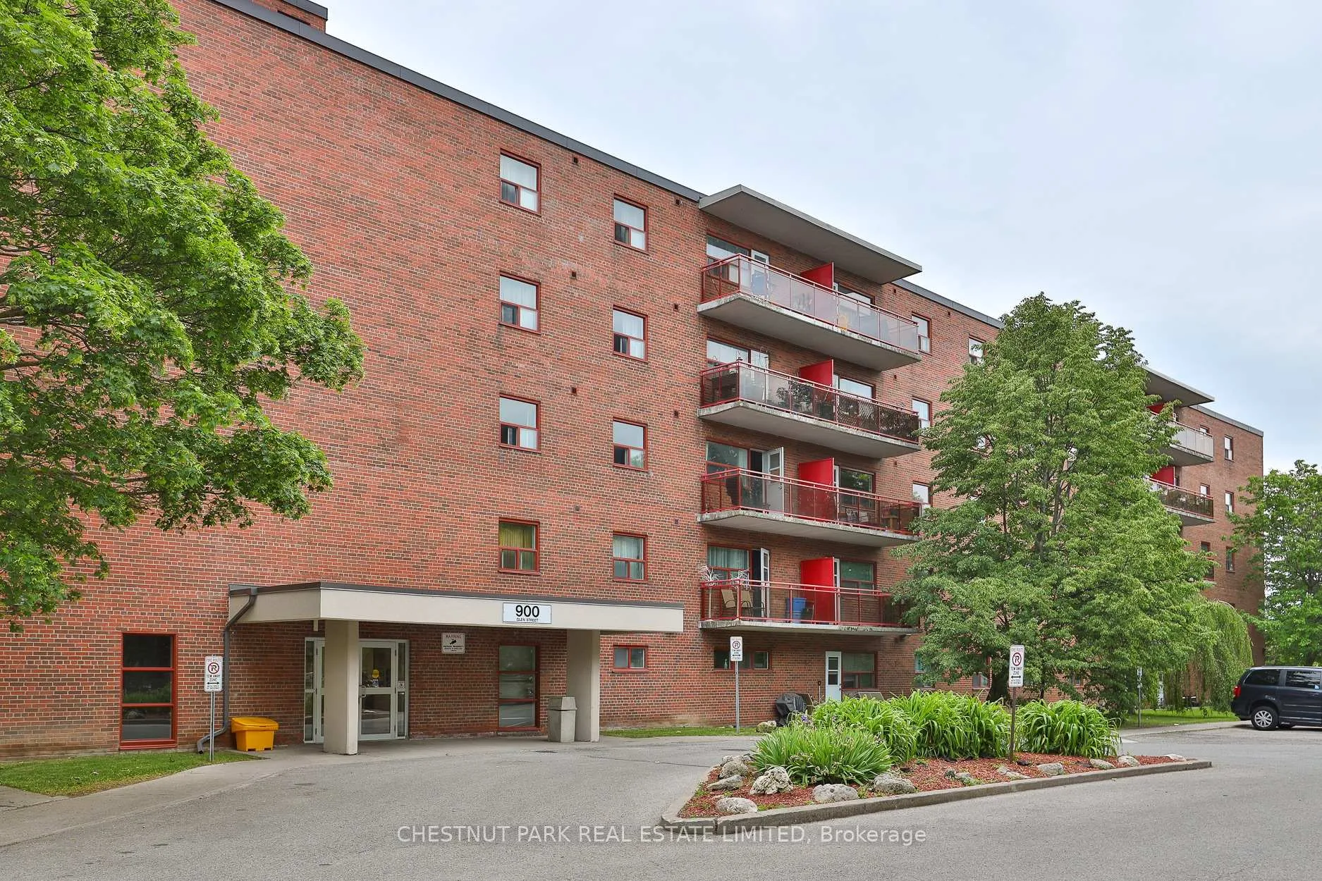 Photo 1 of Unit 218, 900 Glen Street, Oshawa, Lakeview — HOMEH