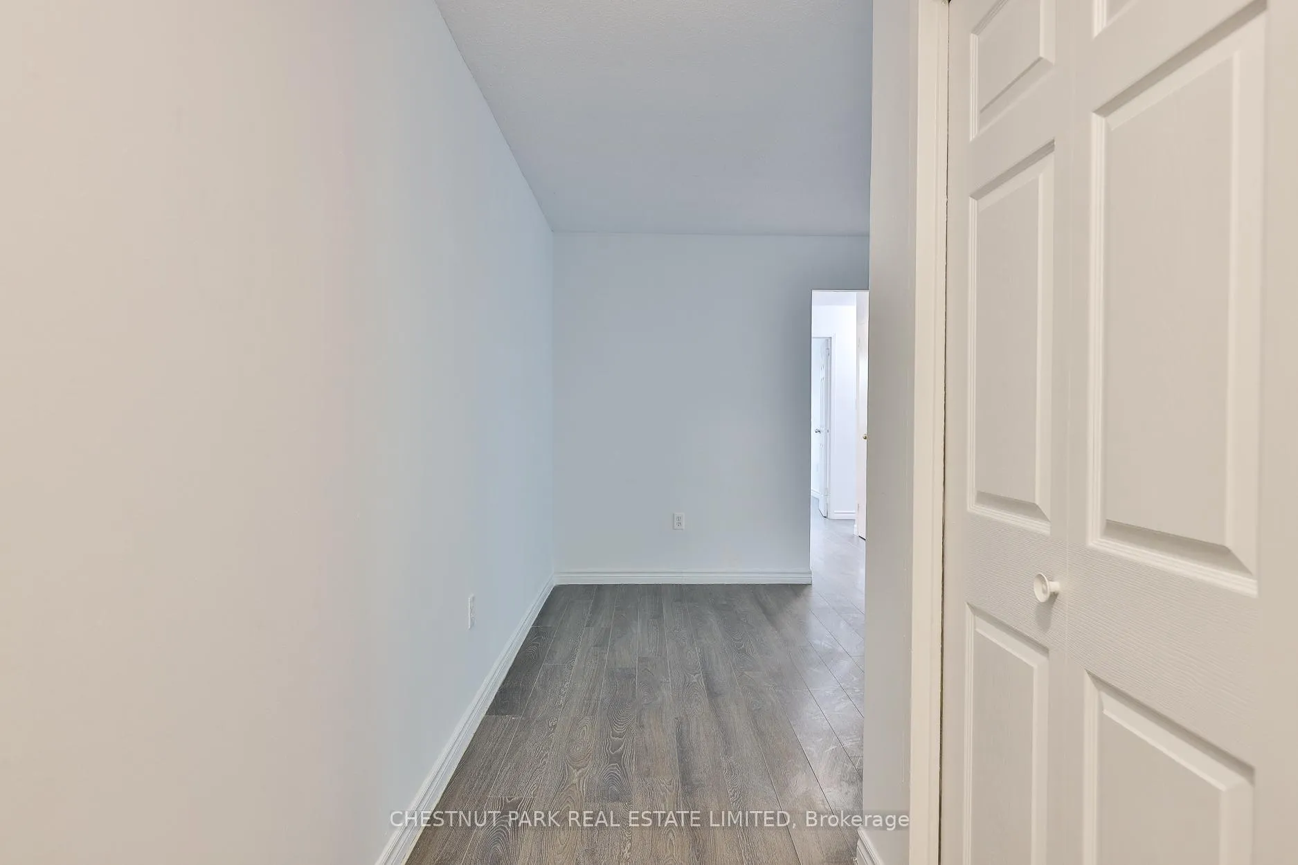 Photo 3 of Unit 218, 900 Glen Street, Oshawa, Lakeview — HOMEH
