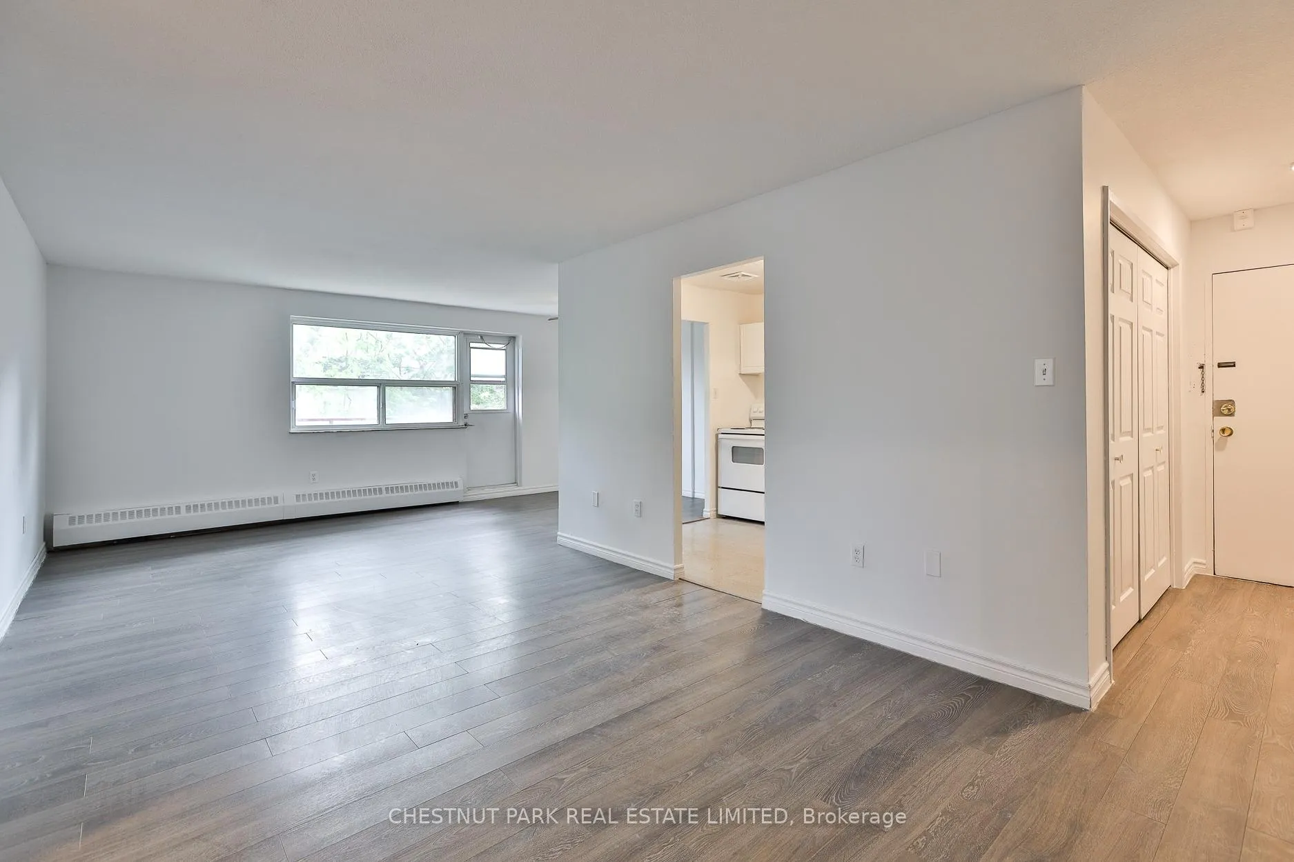 Photo 4 of Unit 218, 900 Glen Street, Oshawa, Lakeview — HOMEH