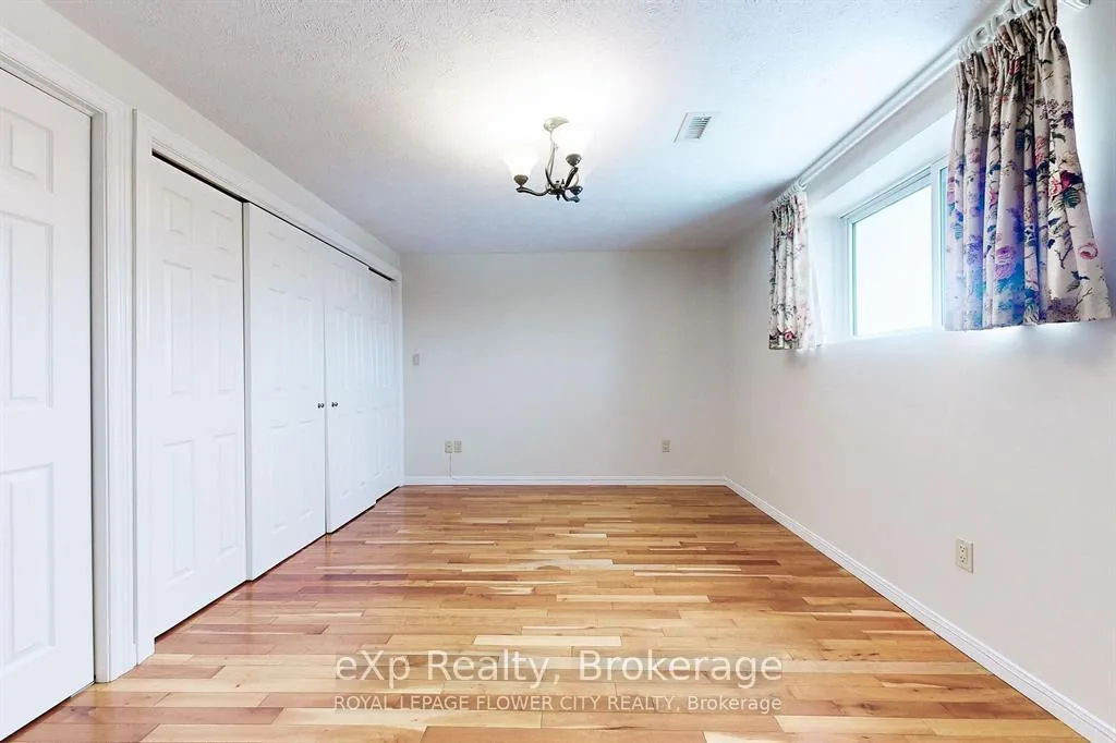 Photo 7 of Unit 401, 85 William Street N, Brockton — HOMEH