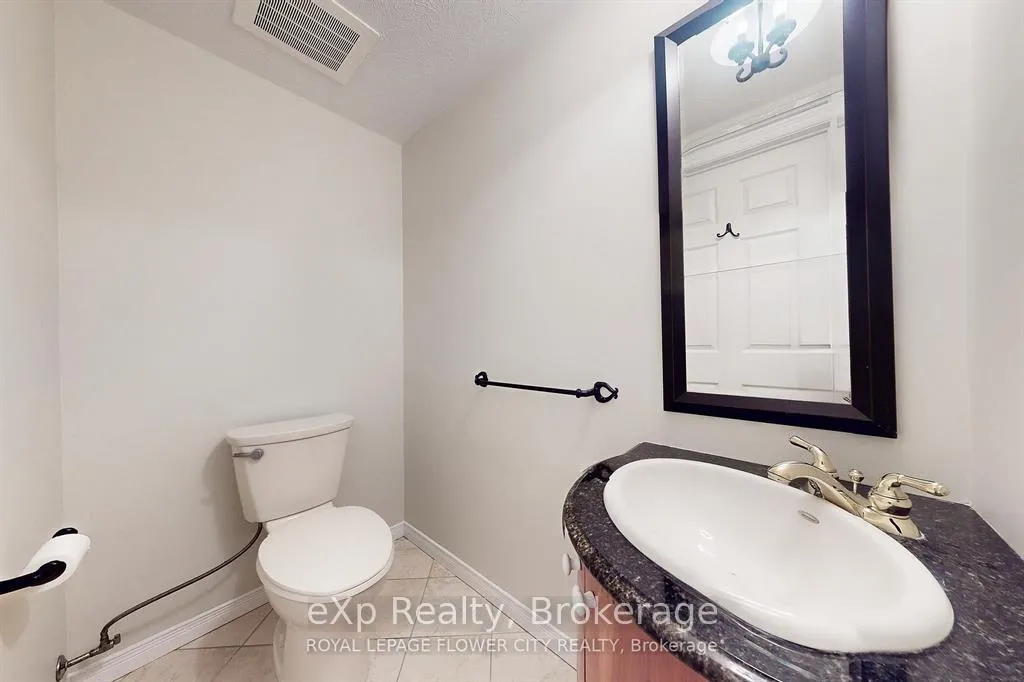 Photo 9 of Unit 401, 85 William Street N, Brockton — HOMEH