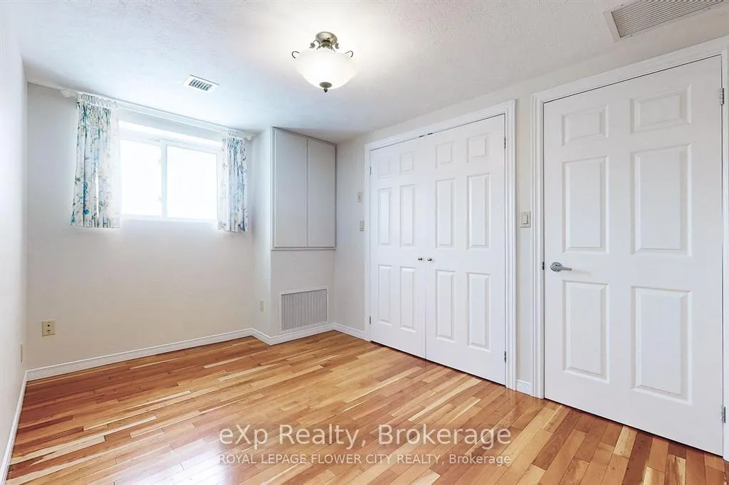 Photo 12 of Unit 401, 85 William Street N, Brockton — HOMEH
