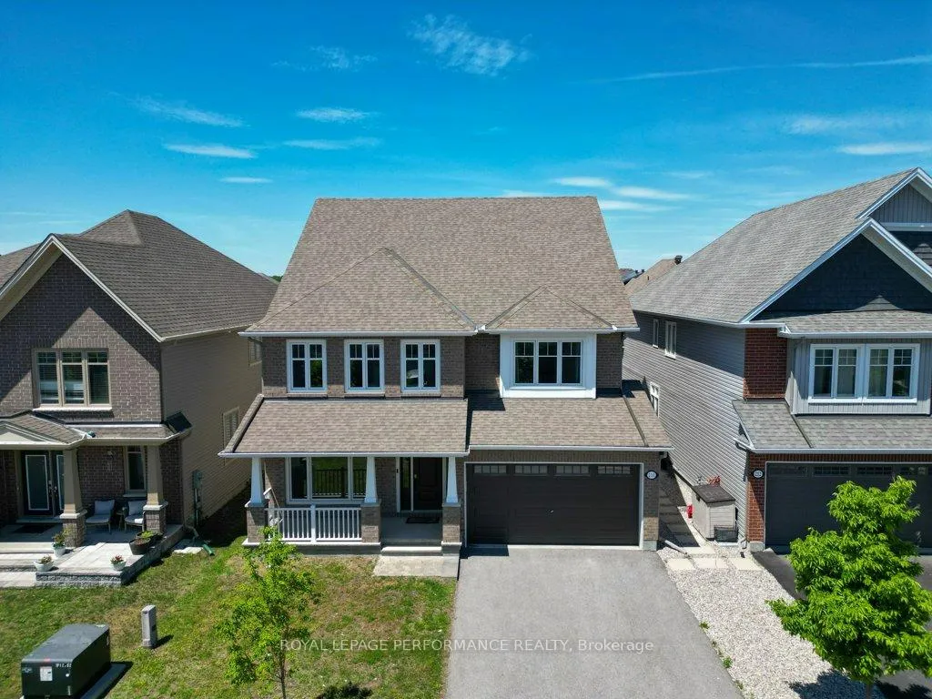 Photo 2 of 210 Trollius Way, Ottawa, Blossom Park/Kemp Park/Findlay Creek — HOMEH