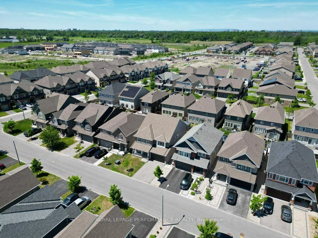 Photo 41 of 210 Trollius Way, Ottawa, Blossom Park/Kemp Park/Findlay Creek — HOMEH
