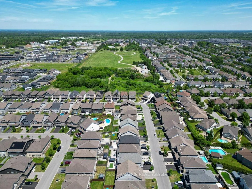 Photo 45 of 210 Trollius Way, Ottawa, Blossom Park/Kemp Park/Findlay Creek — HOMEH