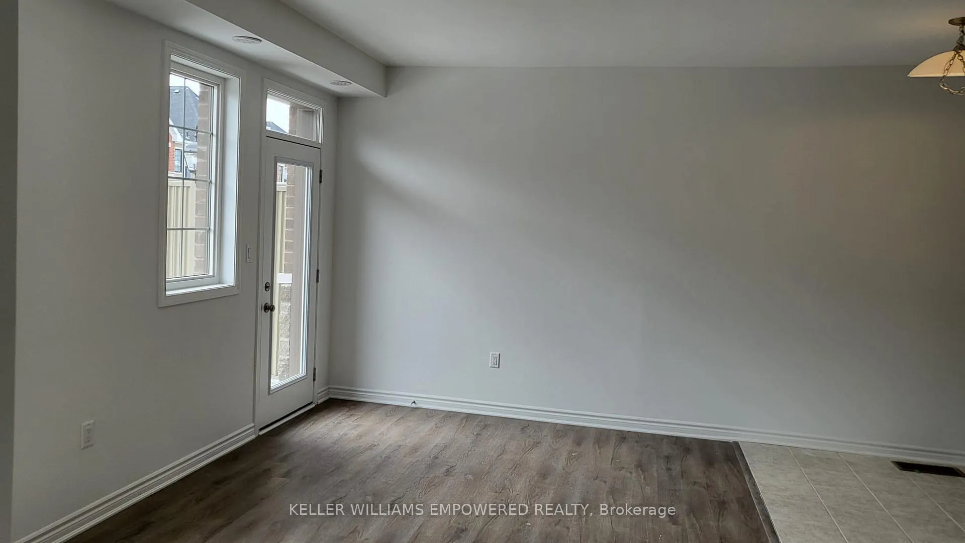 Photo 10 of 16 Melmar Street, Brampton, Northwest Brampton — HOMEH