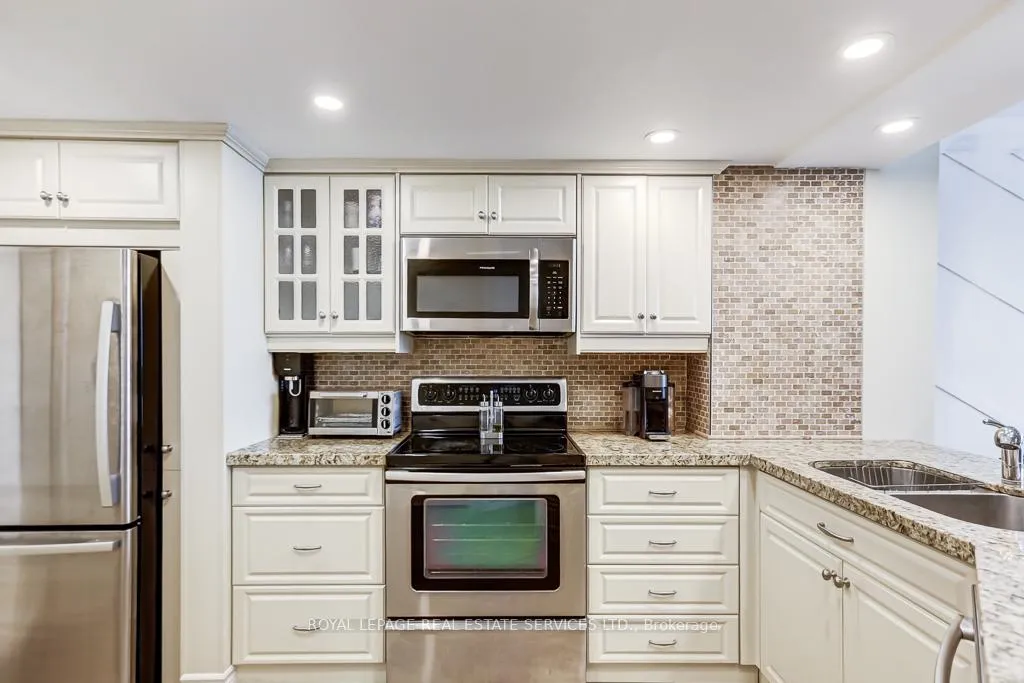 Photo 9 of Unit PH23, 77 Maitland Place, Toronto, Cabbagetown-South St. James Town — HOMEH